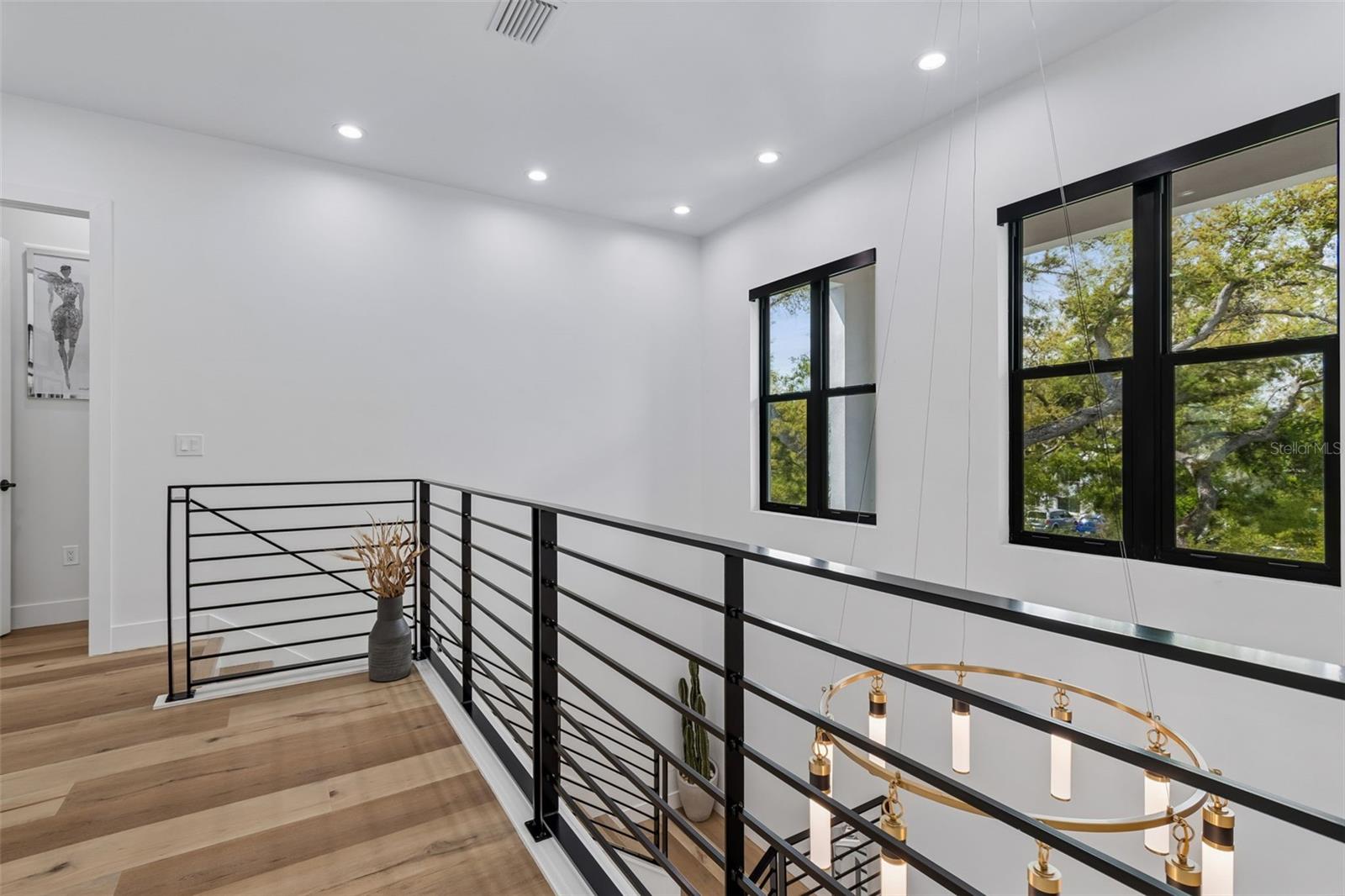 Image 35 of 58 For 5410 Bayshore Blvd