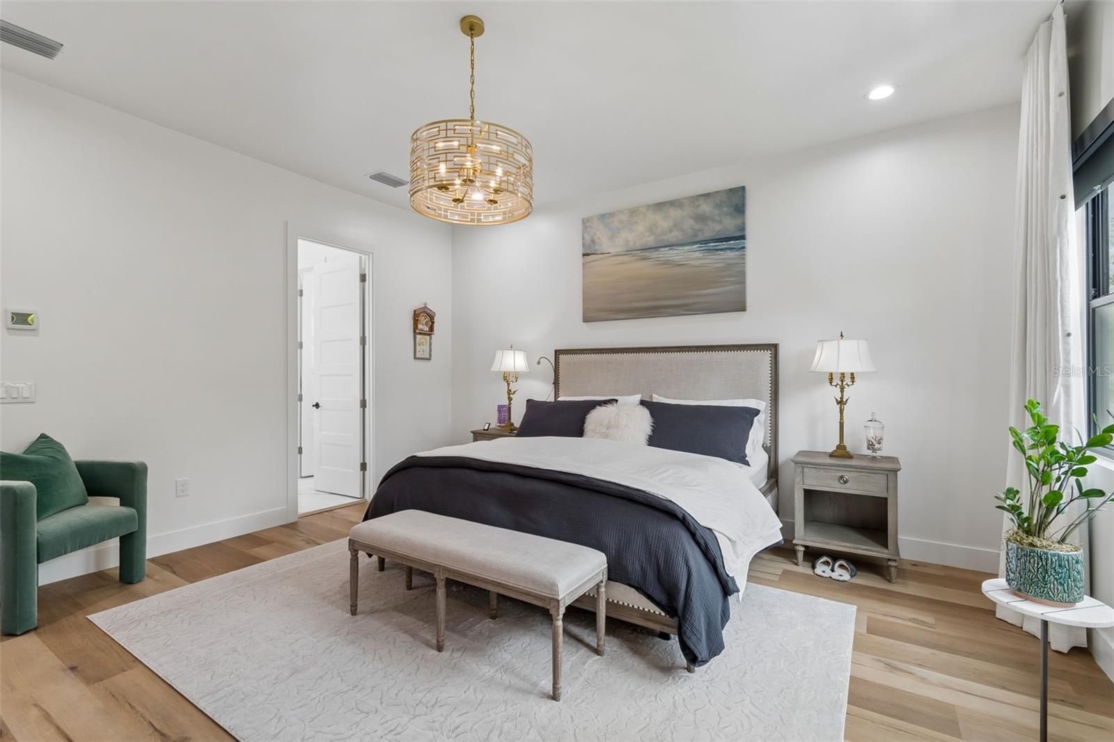 Image 38 of 58 For 5410 Bayshore Blvd