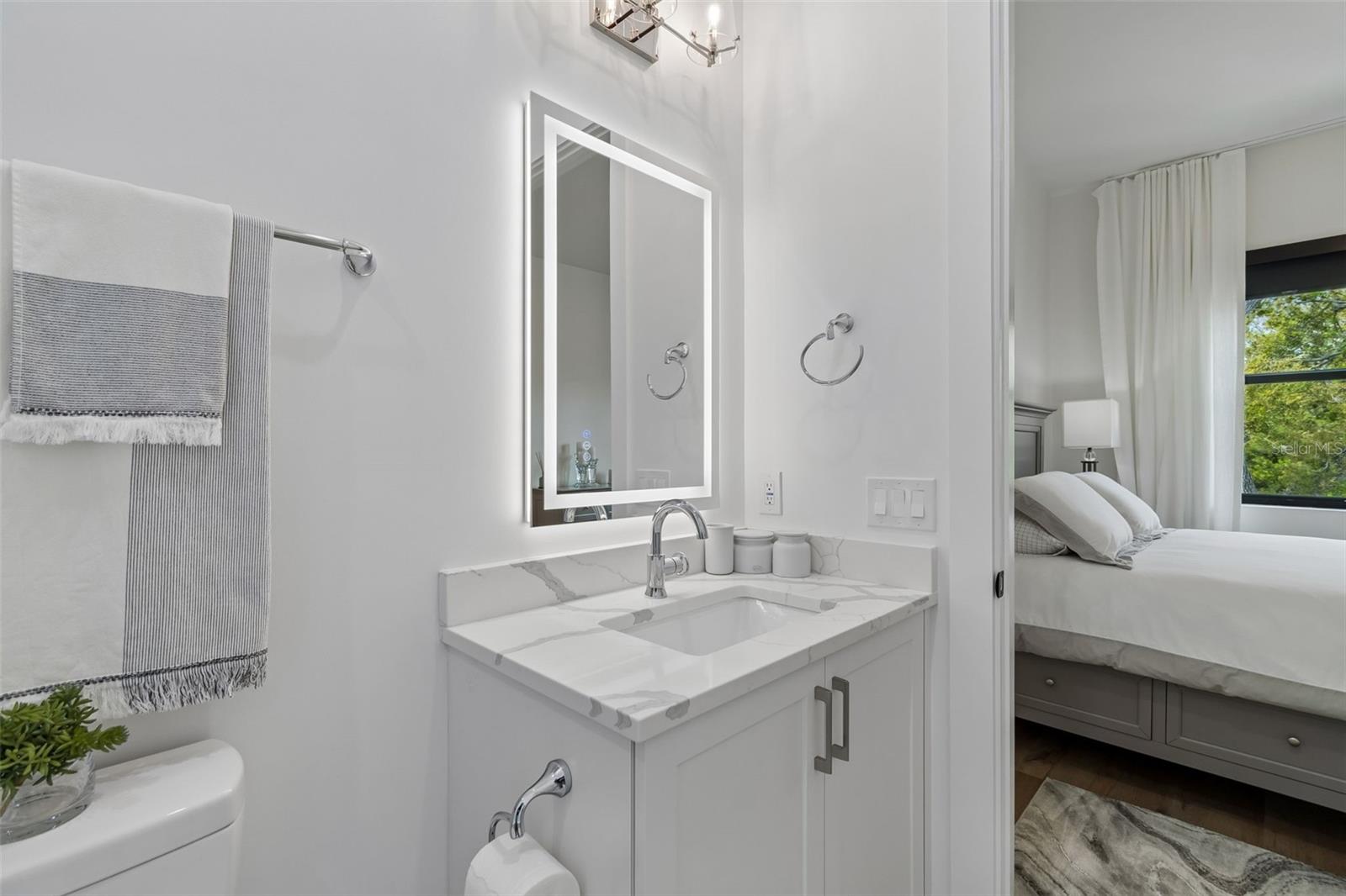 Image 49 of 58 For 5410 Bayshore Blvd