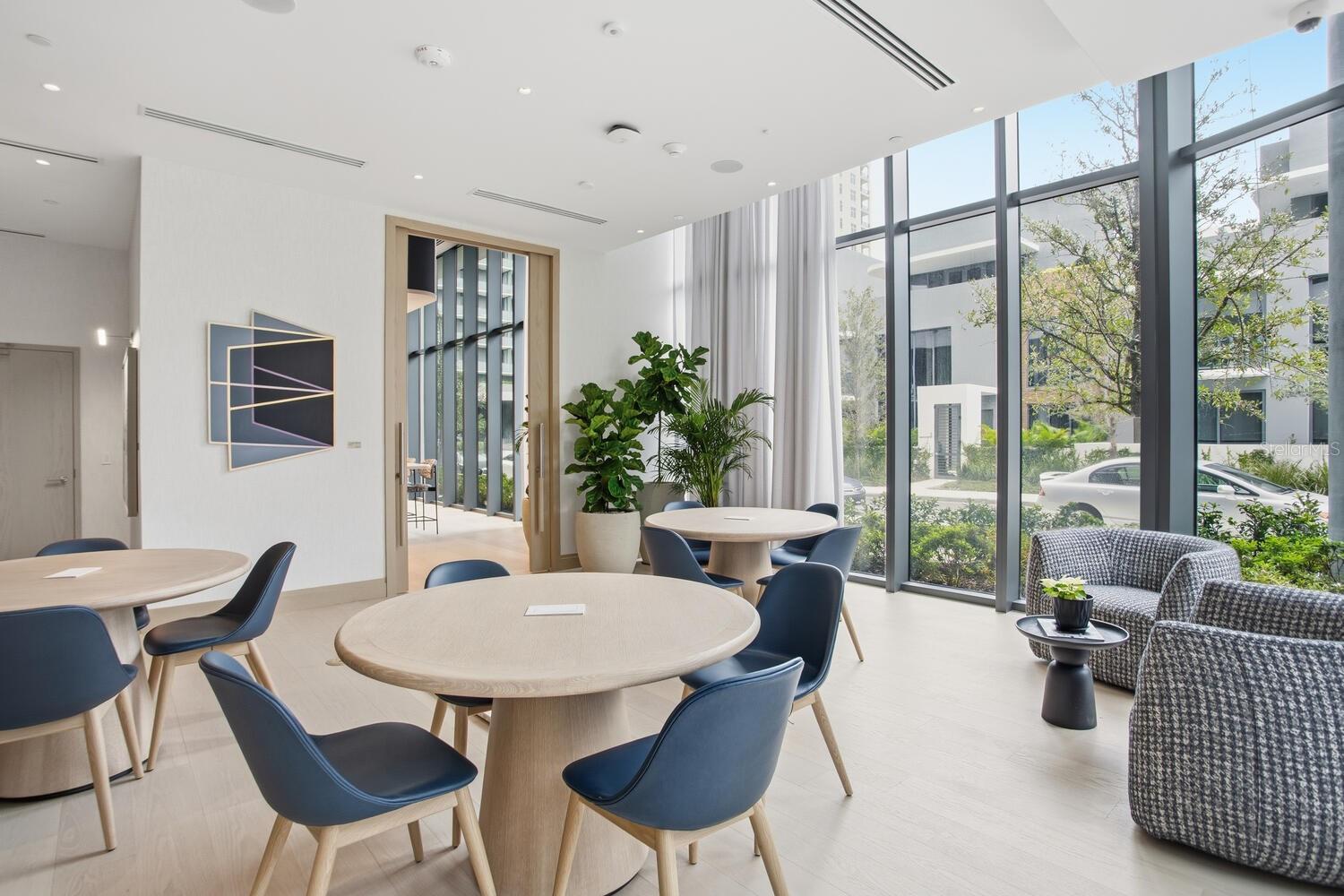 Image 22 of 91 For 3015 Ysabella Avenue 1202