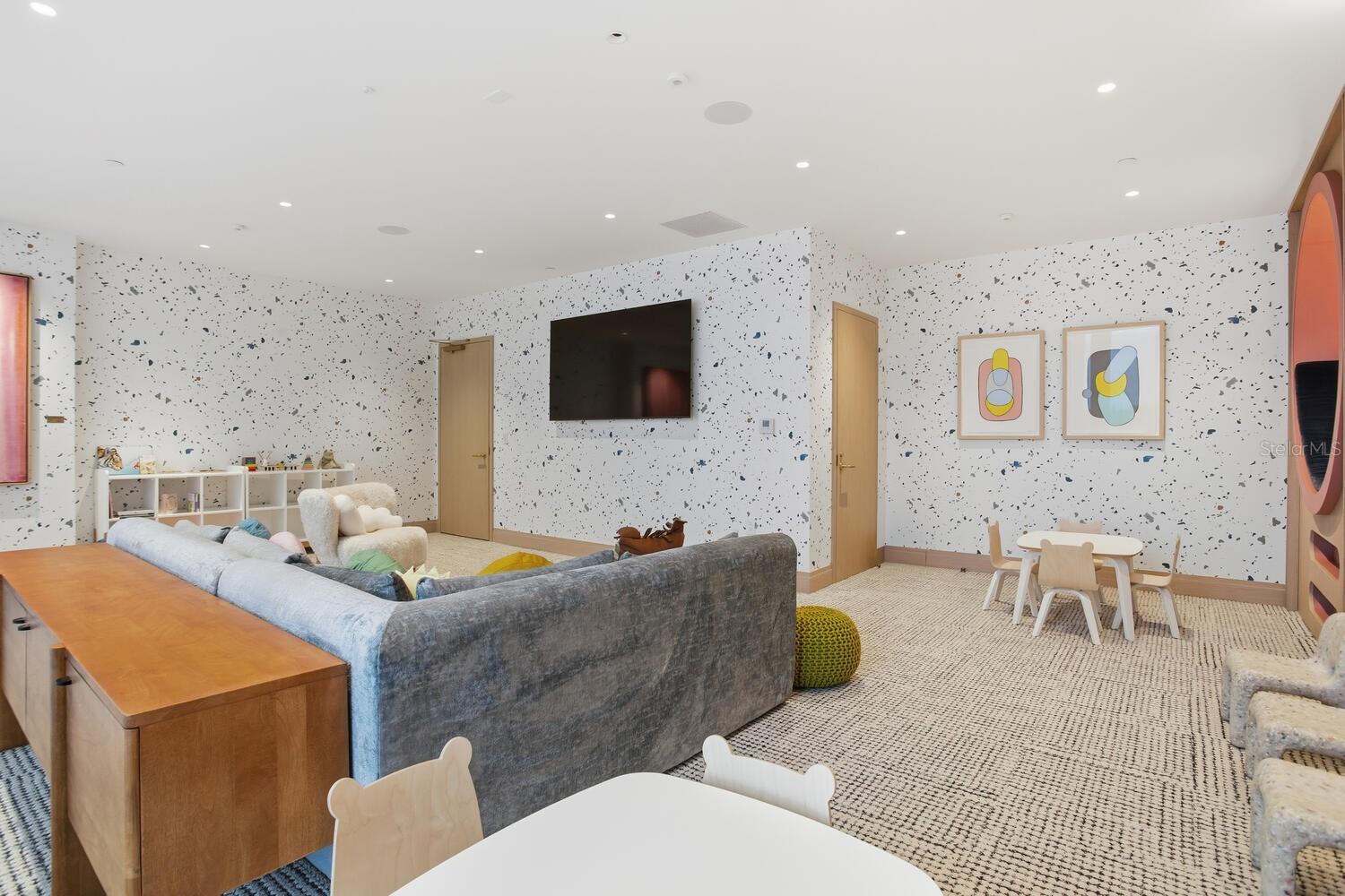 Image 54 of 91 For 3015 Ysabella Avenue 1202