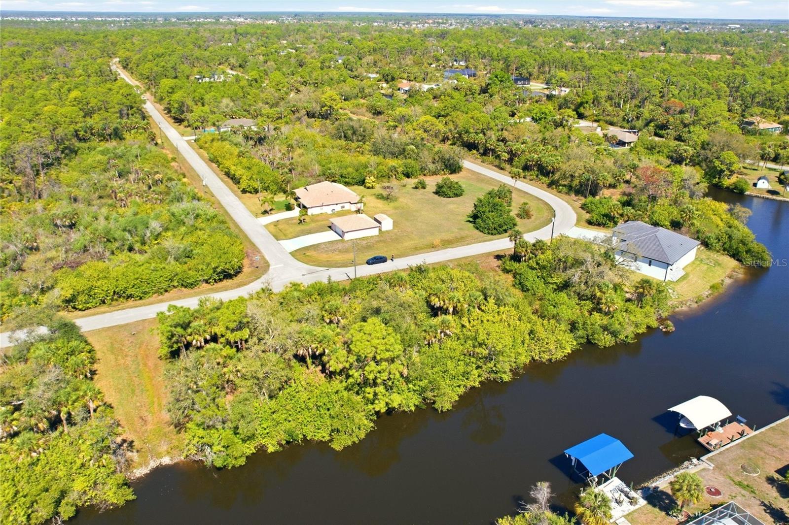 Image 5 of 9 For 594 Mcdill Drive