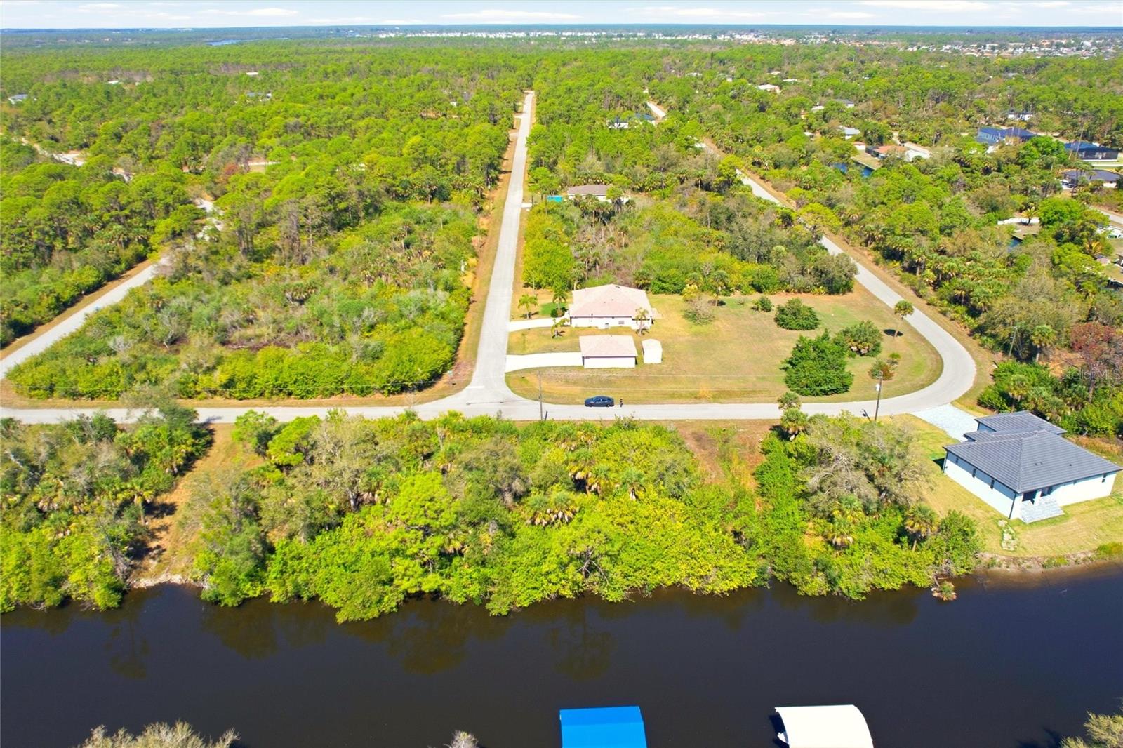 Image 6 of 9 For 594 Mcdill Drive