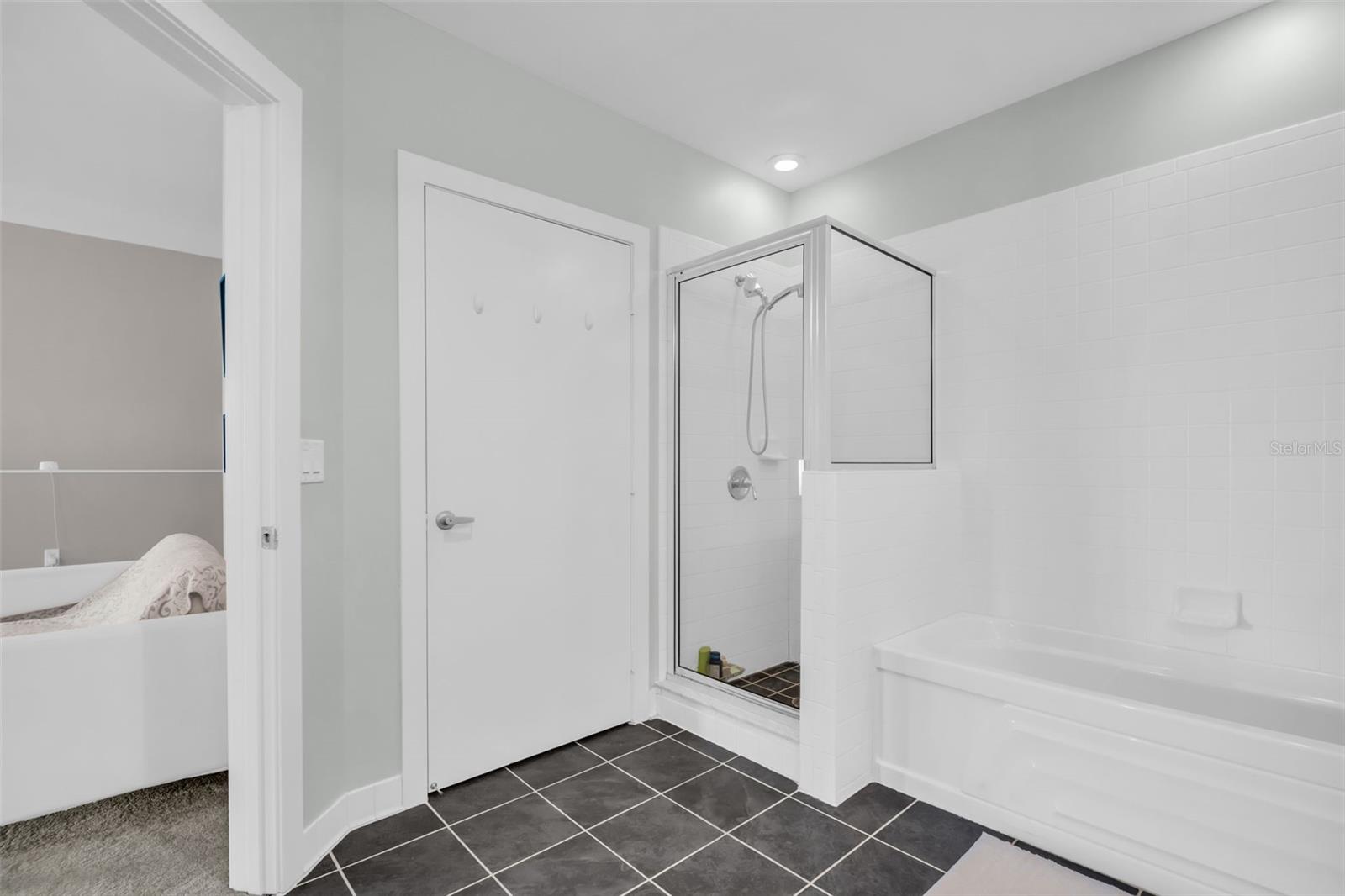 Image 30 of 49 For 1010 Central Avenue 417