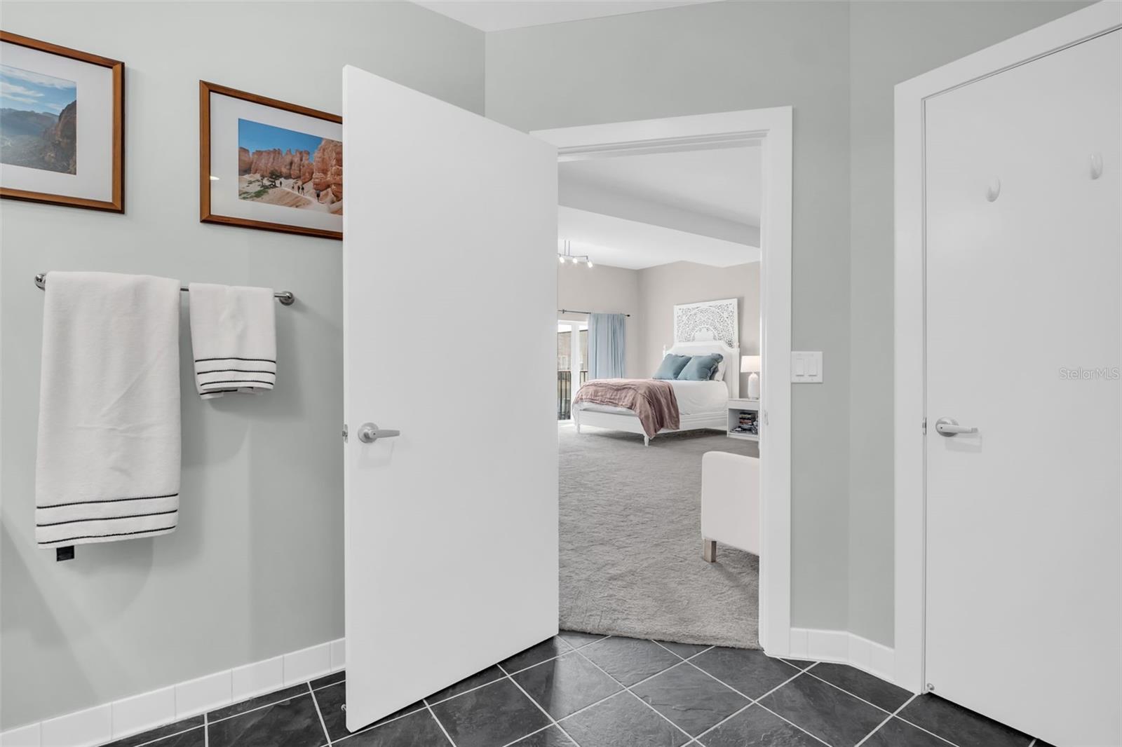 Image 31 of 49 For 1010 Central Avenue 417