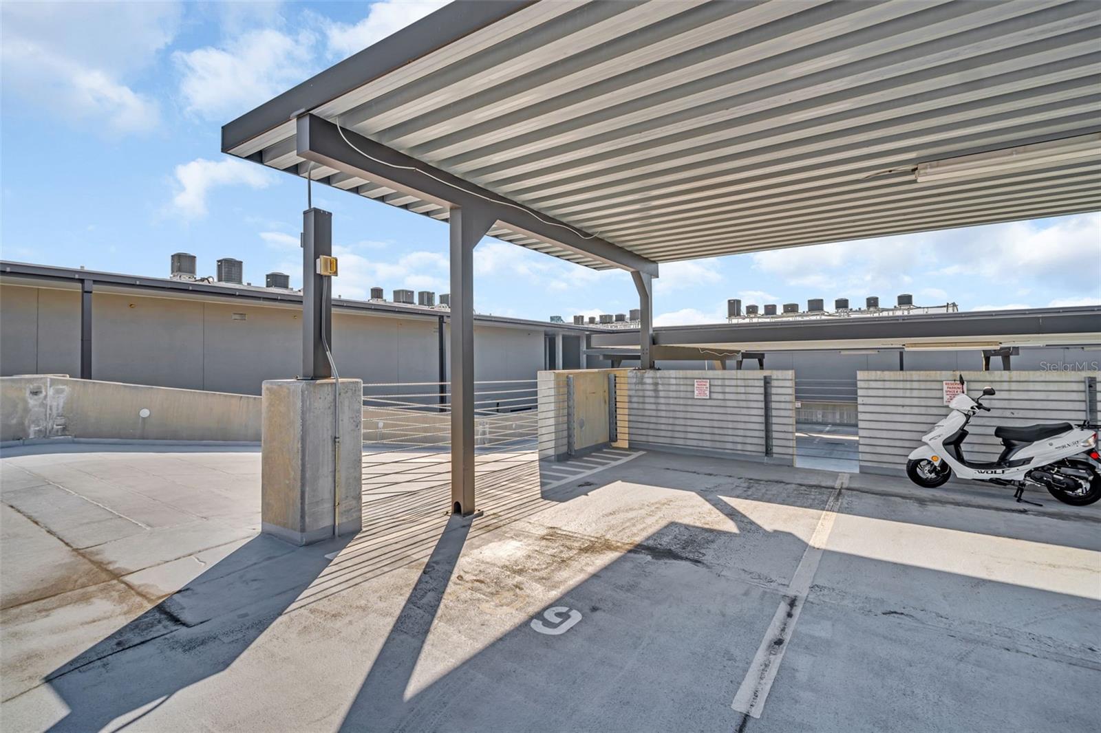 Image 44 of 49 For 1010 Central Avenue 417