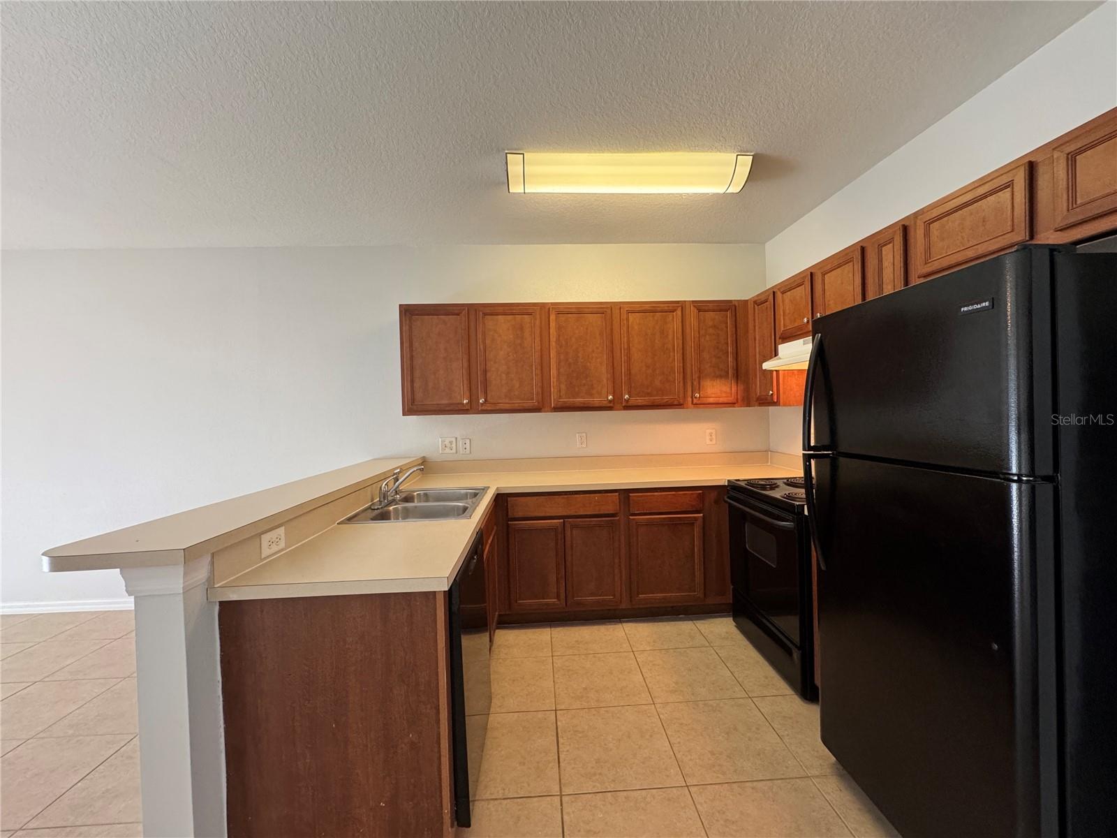 Image 11 of 31 For 1561 Blue Magnolia Road