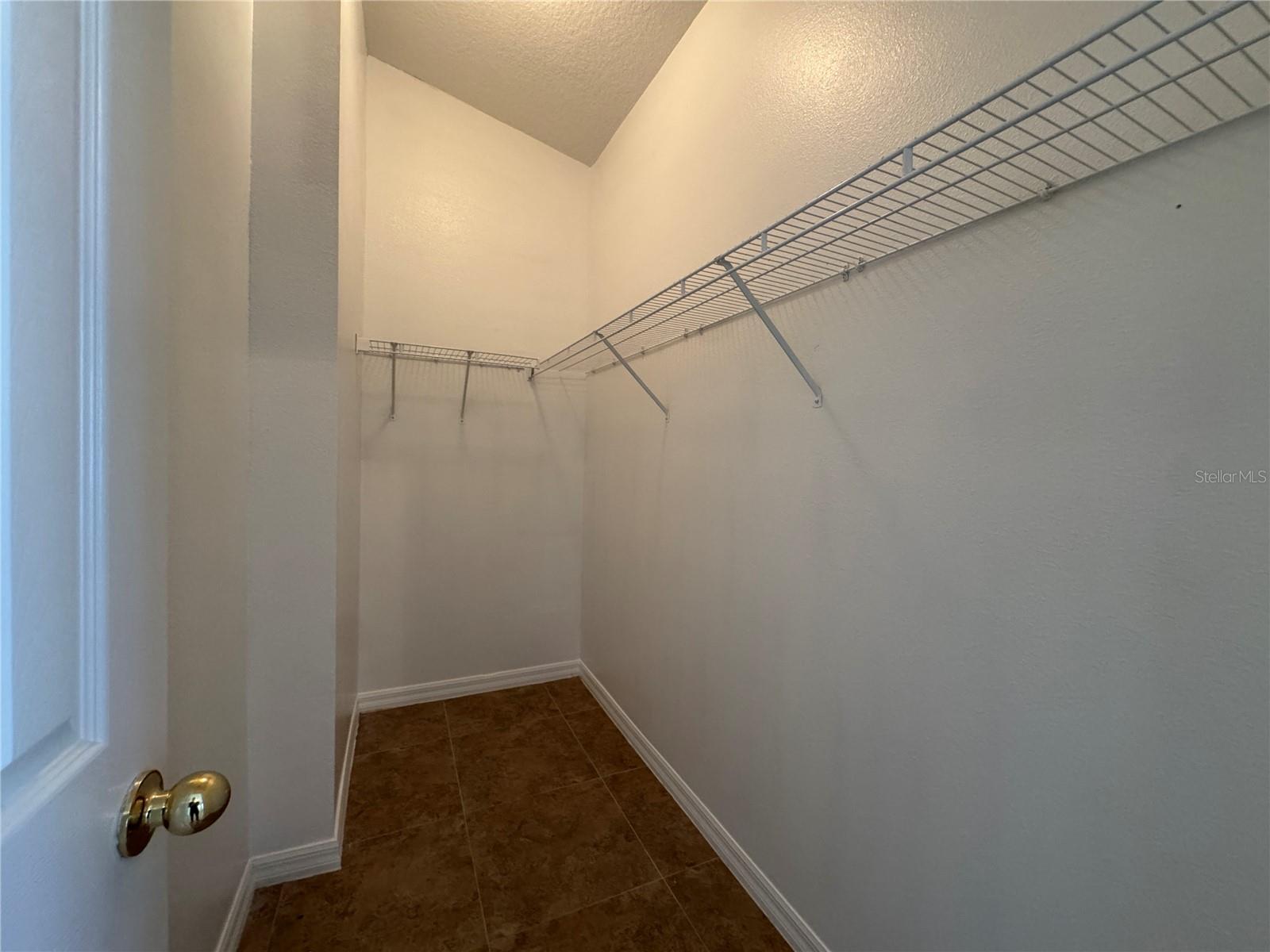 Image 29 of 31 For 1561 Blue Magnolia Road