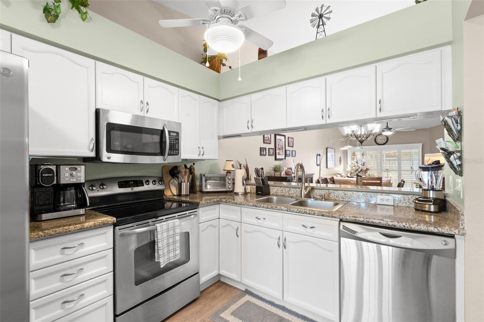 Image 11 of 43 For 2519 Northfield Lane