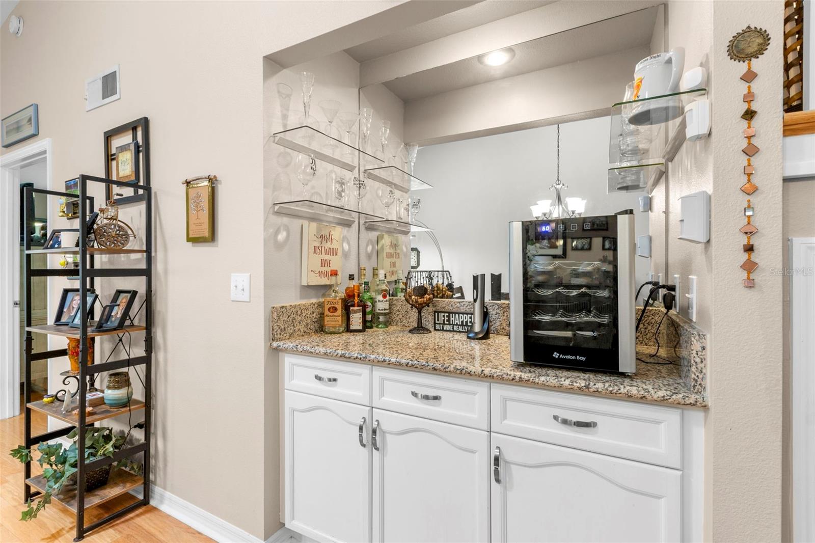 Image 16 of 43 For 2519 Northfield Lane