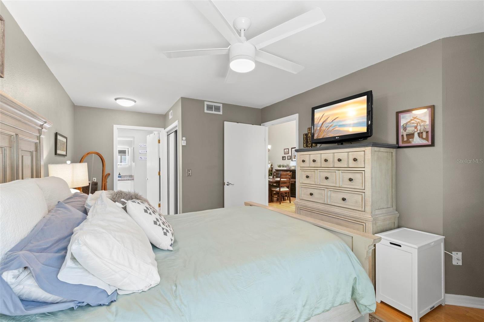 Image 26 of 43 For 2519 Northfield Lane