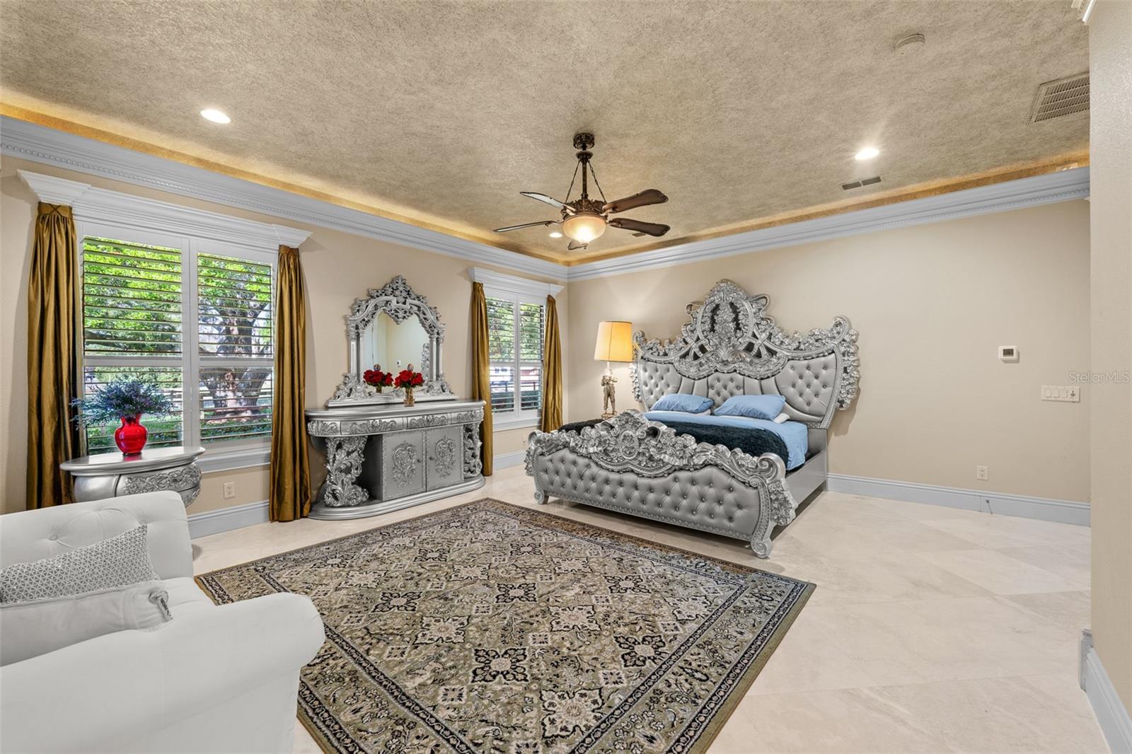 Image 18 of 50 For 3409 Carpel Street