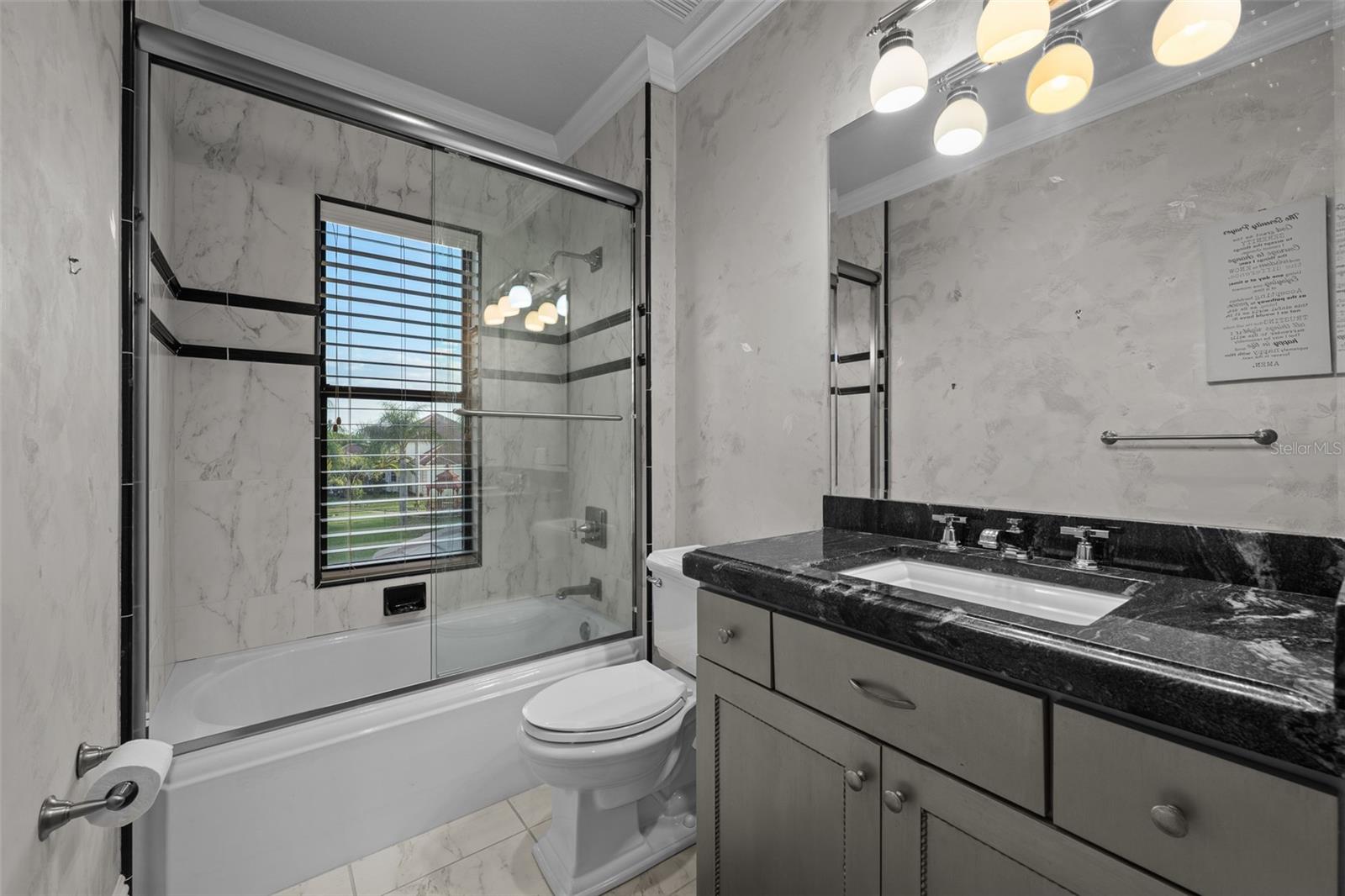 Image 26 of 50 For 3409 Carpel Street