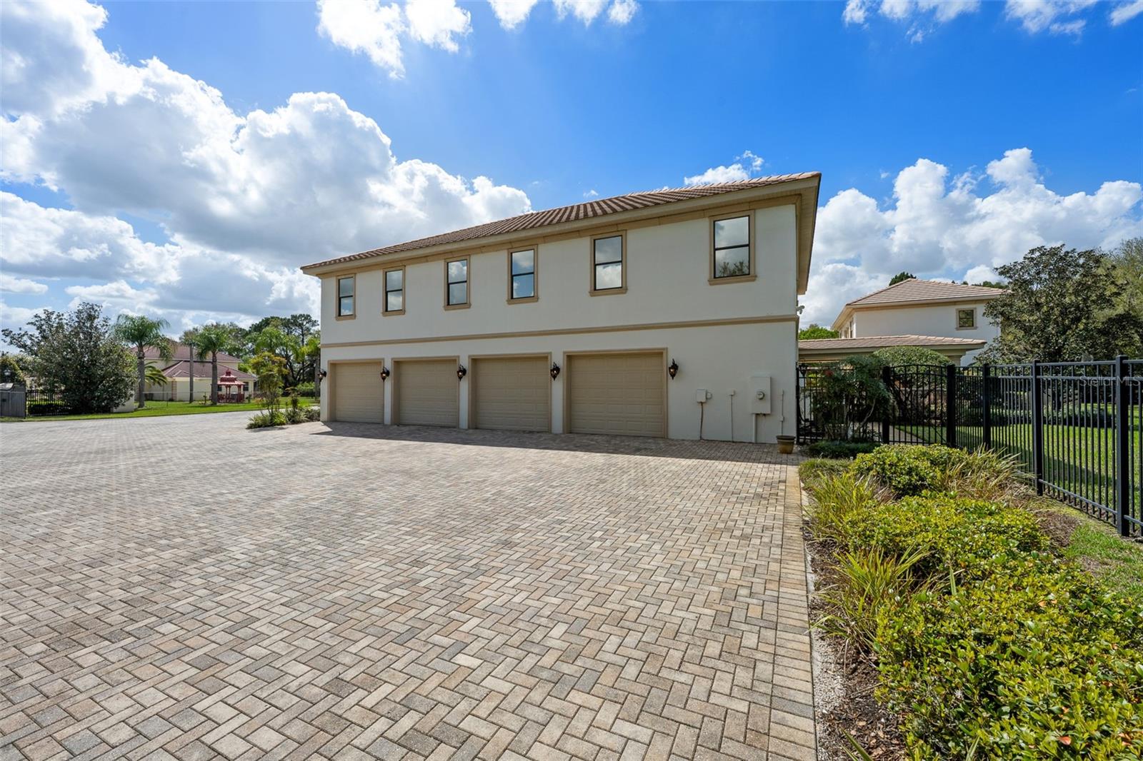 Image 45 of 50 For 3409 Carpel Street