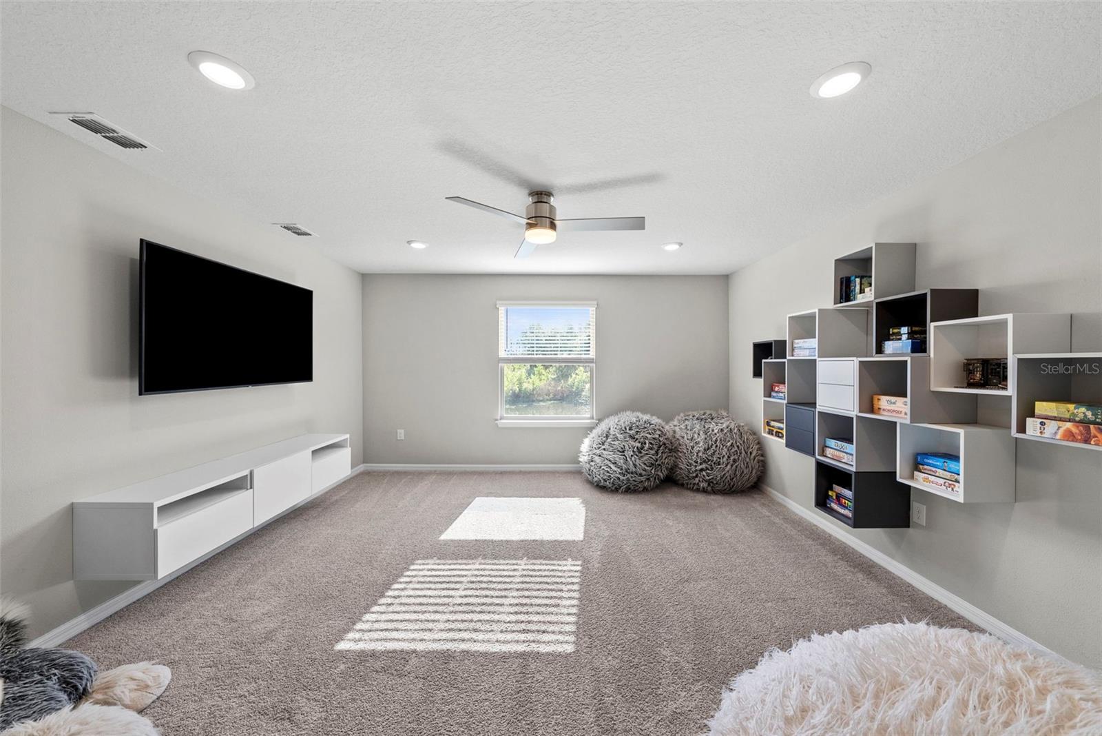 Image 12 of 30 For 19261 Mossy Pine Drive