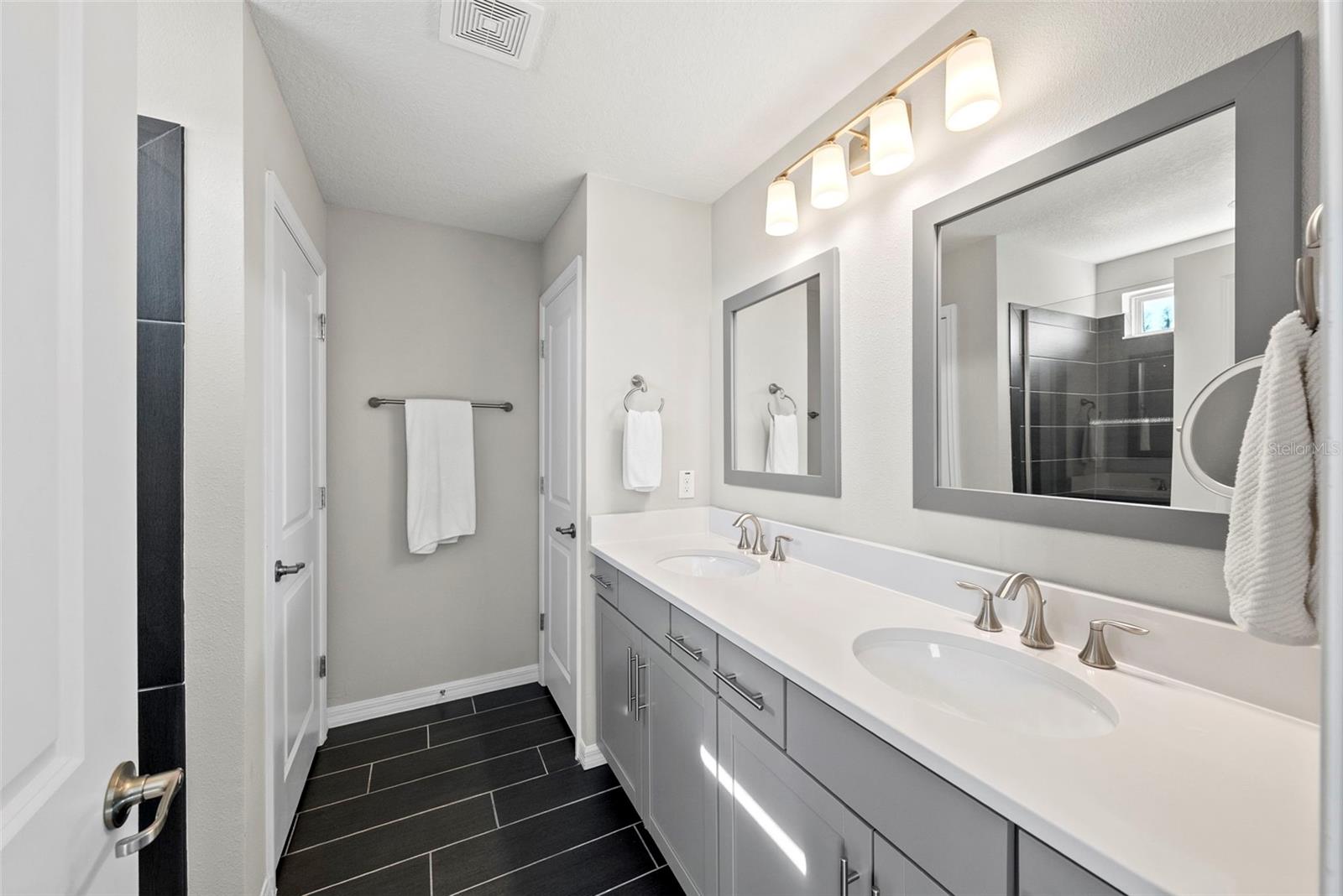 Image 16 of 30 For 19261 Mossy Pine Drive