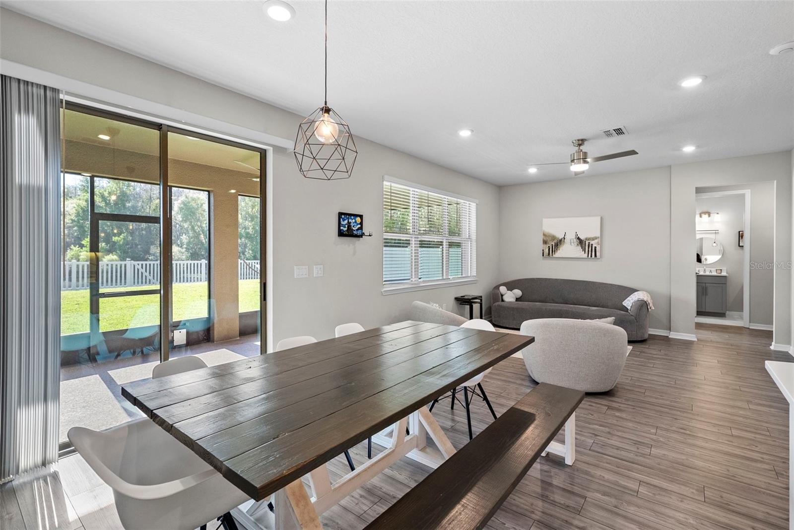 Image 8 of 30 For 19261 Mossy Pine Drive