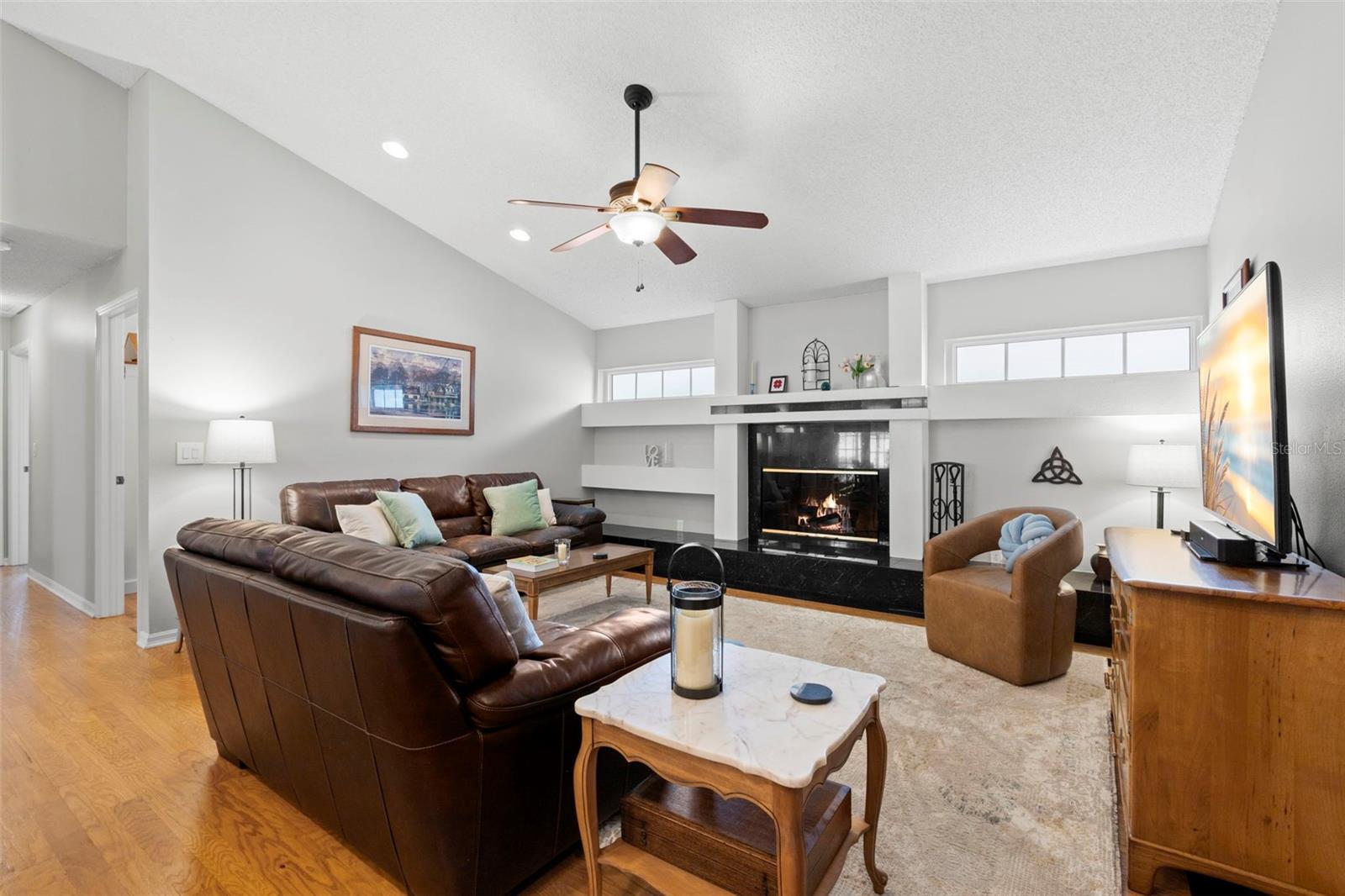 Image 17 of 48 For 4766 Stoneview Circle