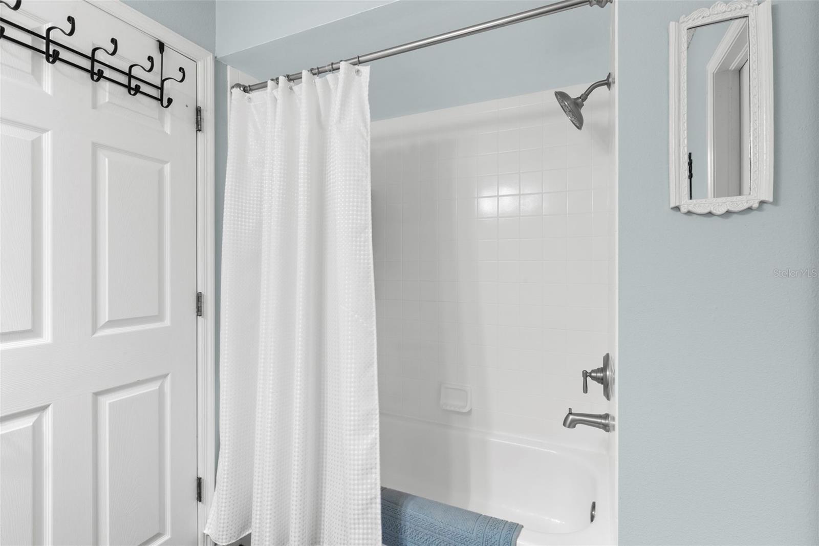 Image 26 of 48 For 4766 Stoneview Circle