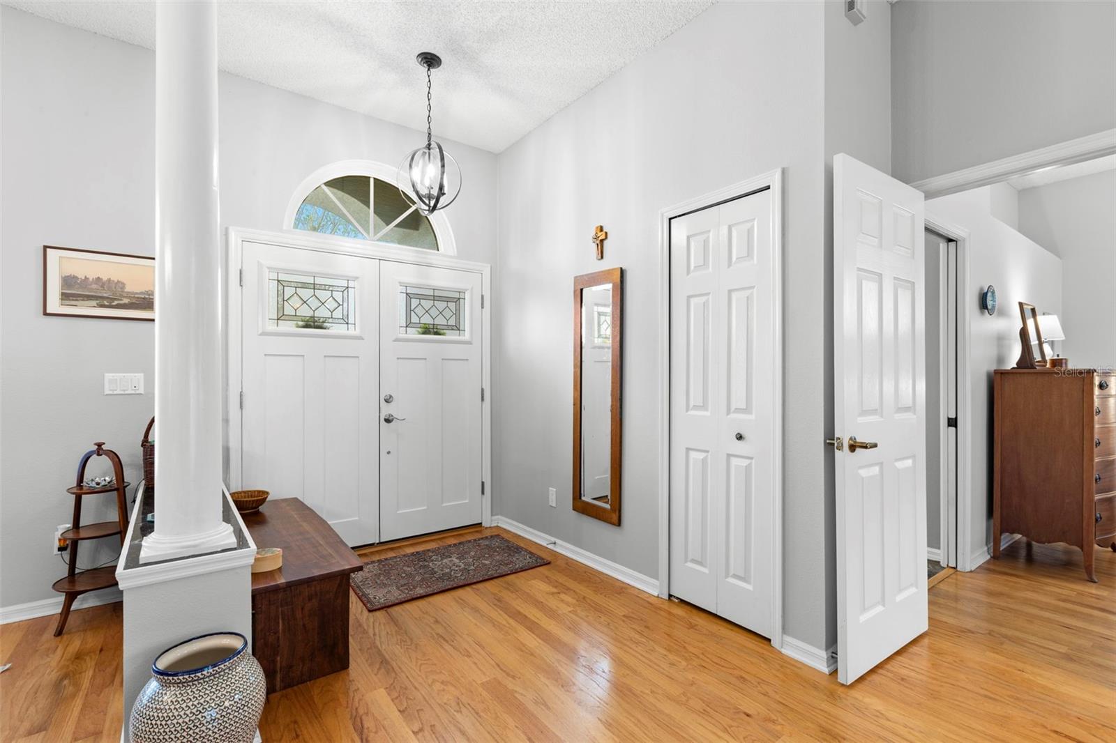 Image 5 of 48 For 4766 Stoneview Circle