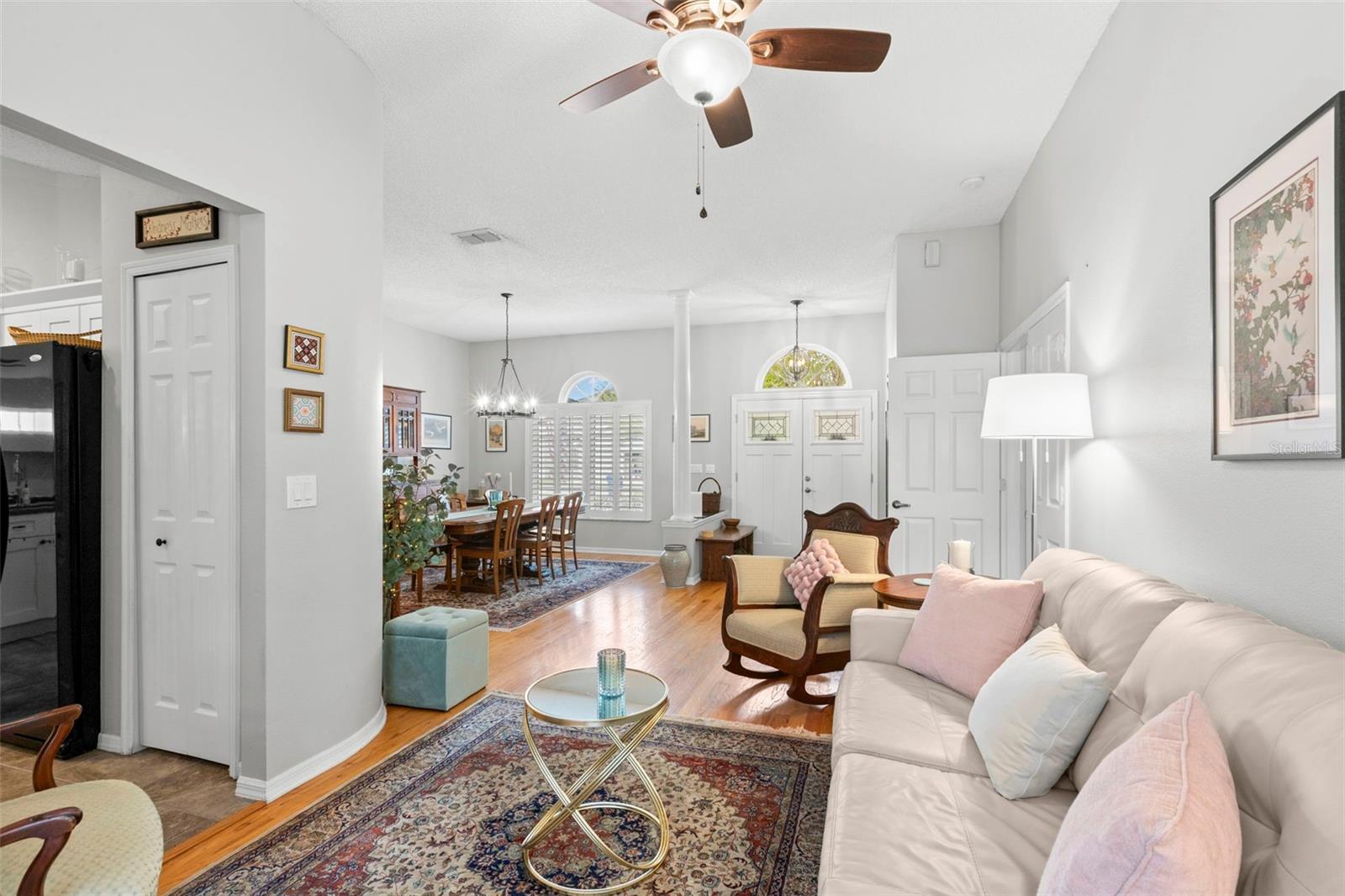 Image 8 of 48 For 4766 Stoneview Circle