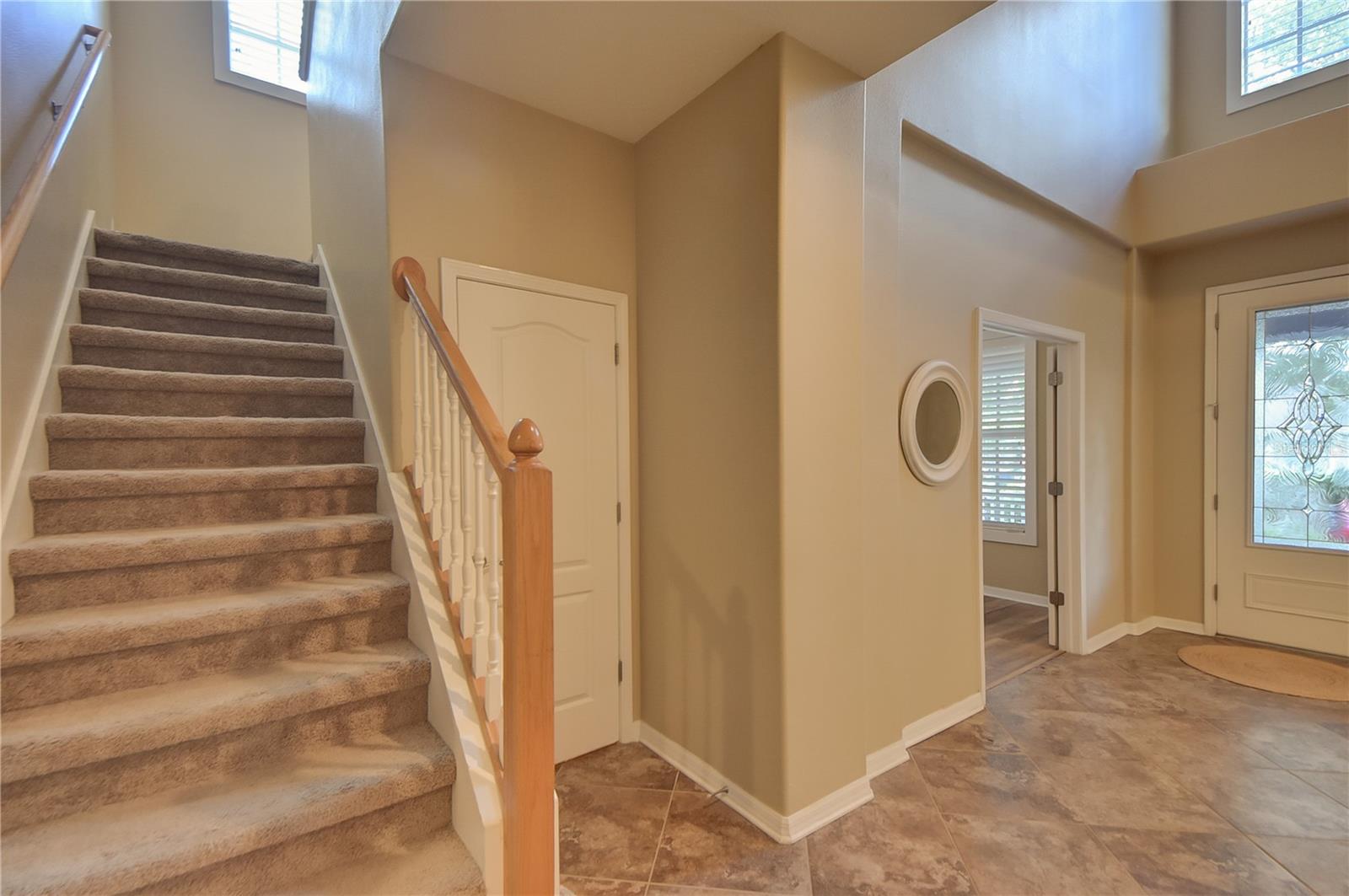 Image 15 of 60 For 16001 Loneoak View Drive