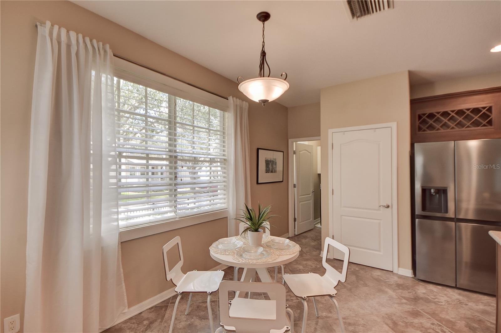 Image 26 of 60 For 16001 Loneoak View Drive