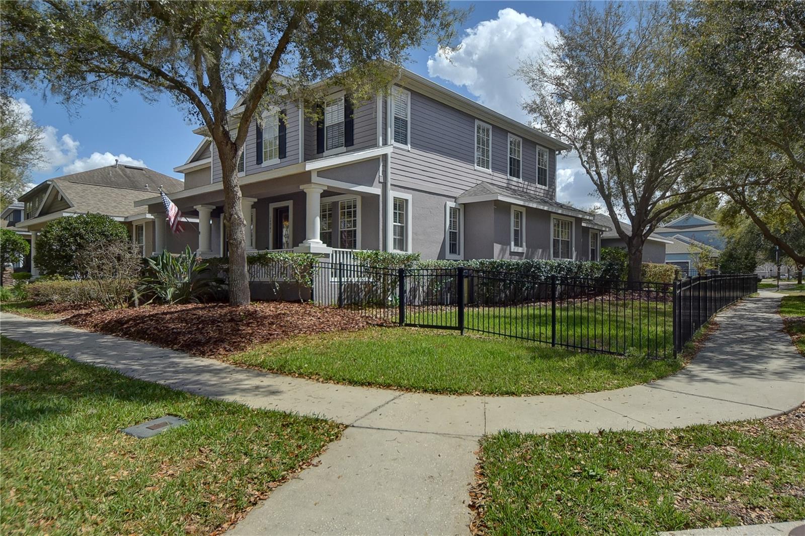 Image 3 of 60 For 16001 Loneoak View Drive