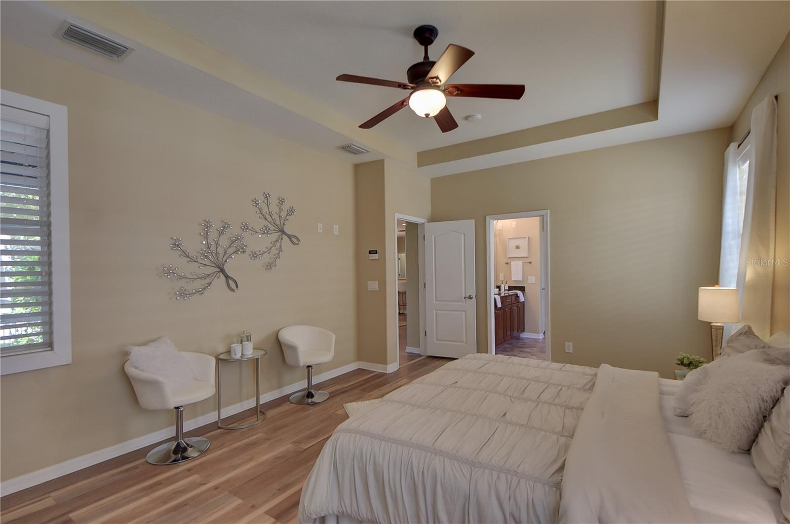 Image 33 of 60 For 16001 Loneoak View Drive