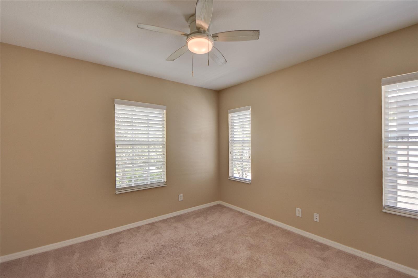 Image 49 of 60 For 16001 Loneoak View Drive