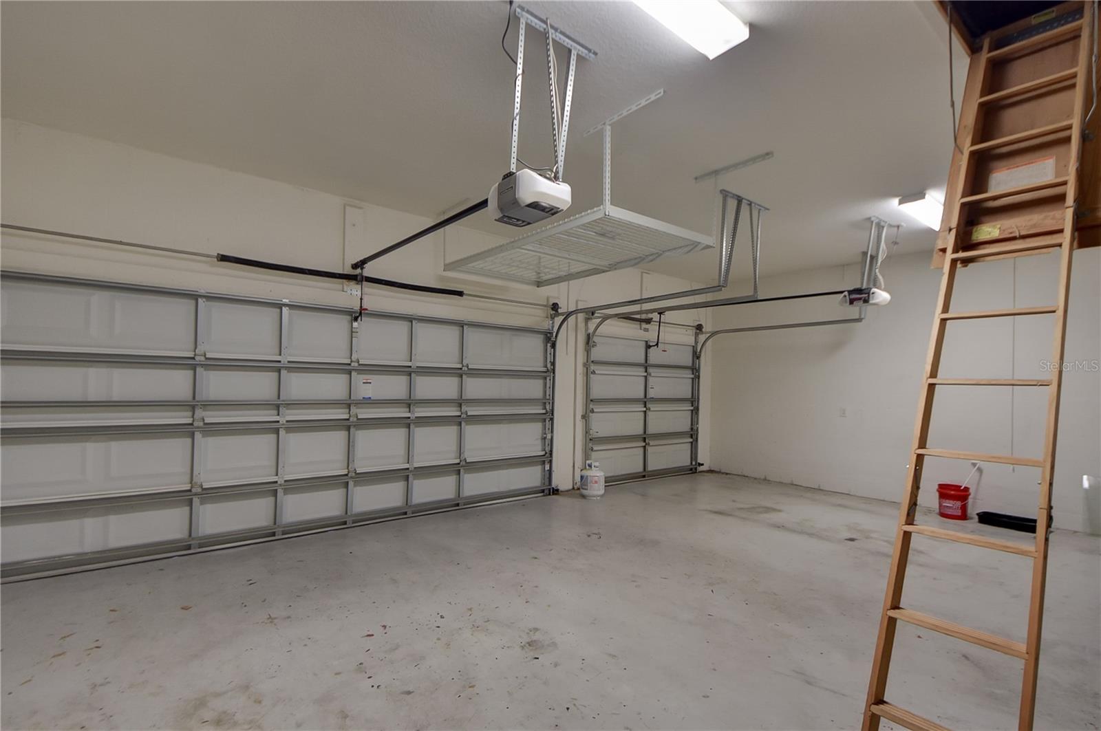 Image 57 of 60 For 16001 Loneoak View Drive