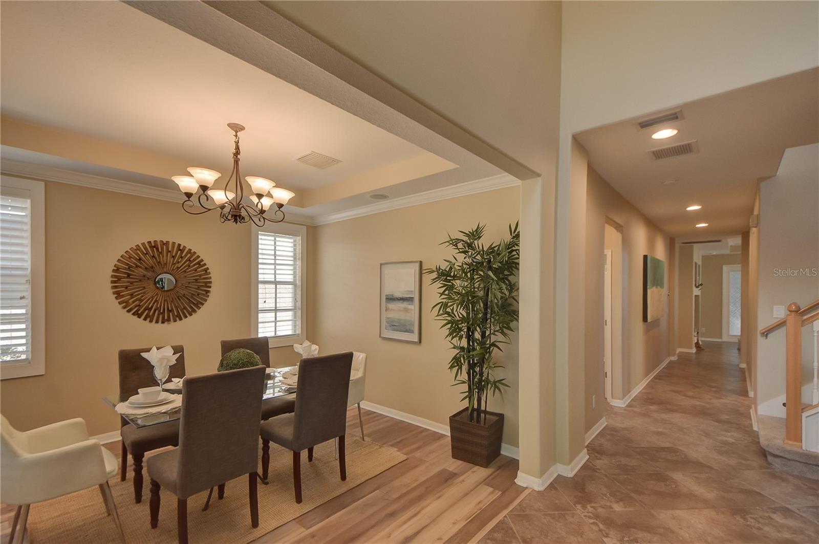 Image 9 of 60 For 16001 Loneoak View Drive