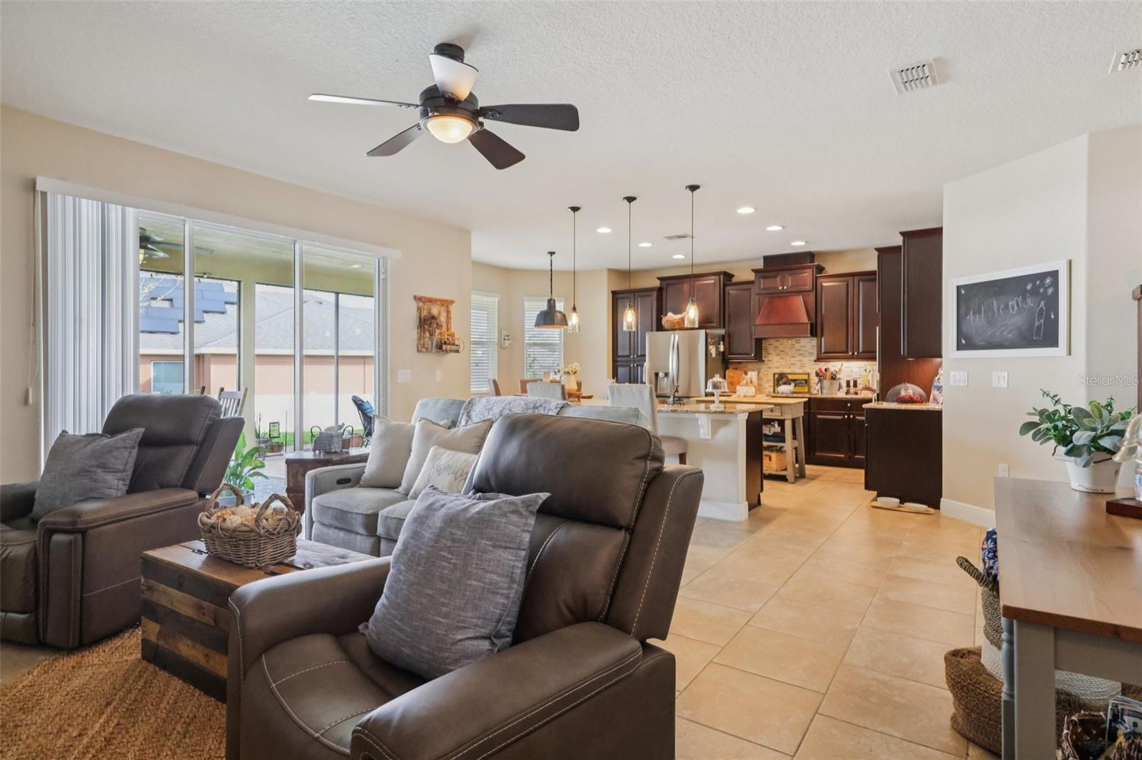 Image 12 of 41 For 4001 Chandler Estates Drive