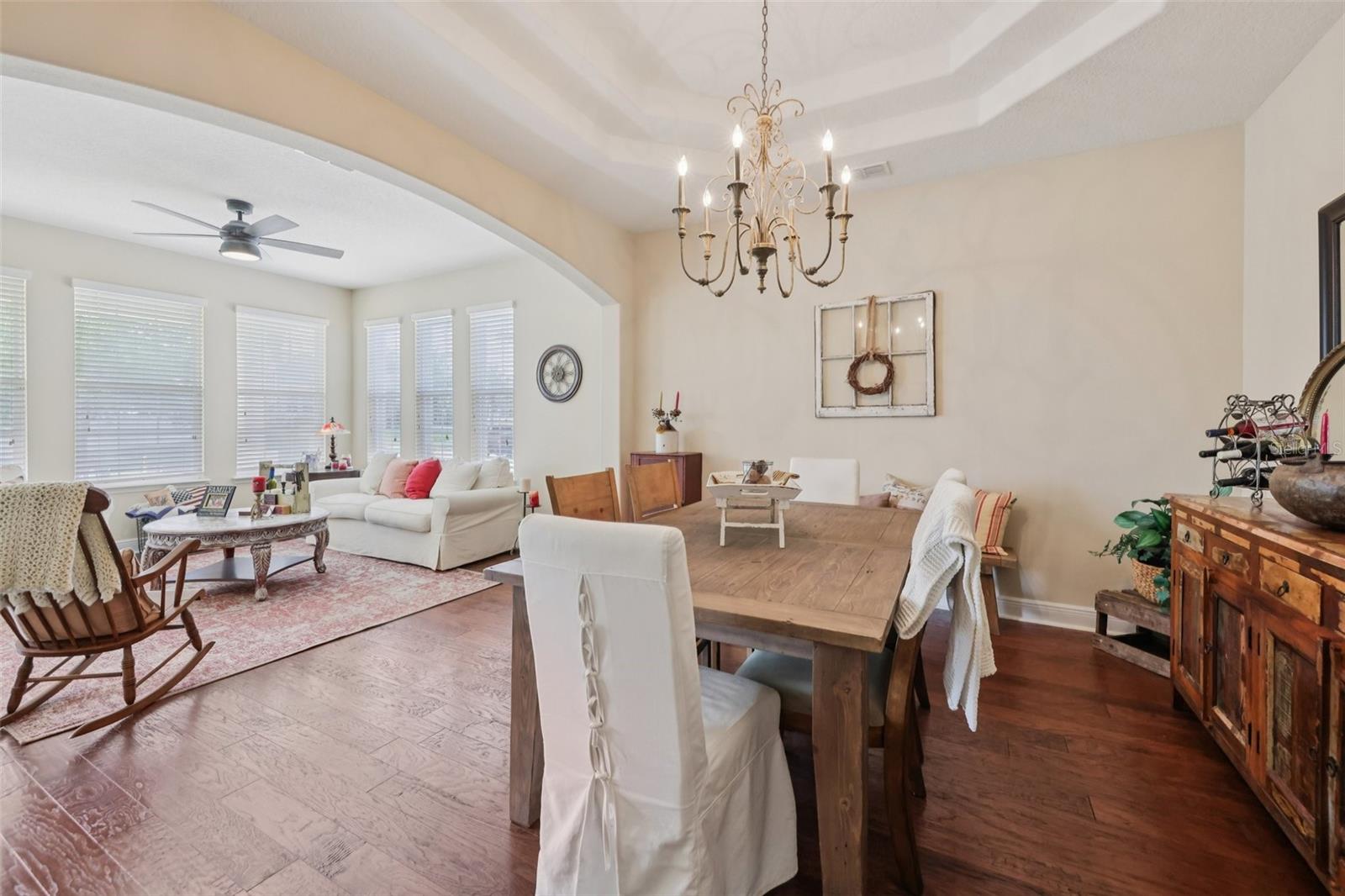 Image 5 of 41 For 4001 Chandler Estates Drive