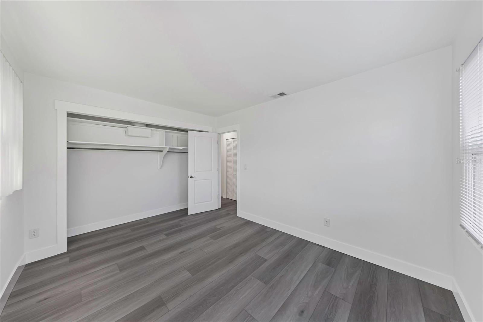 Image 23 of 43 For 360 57th Street N