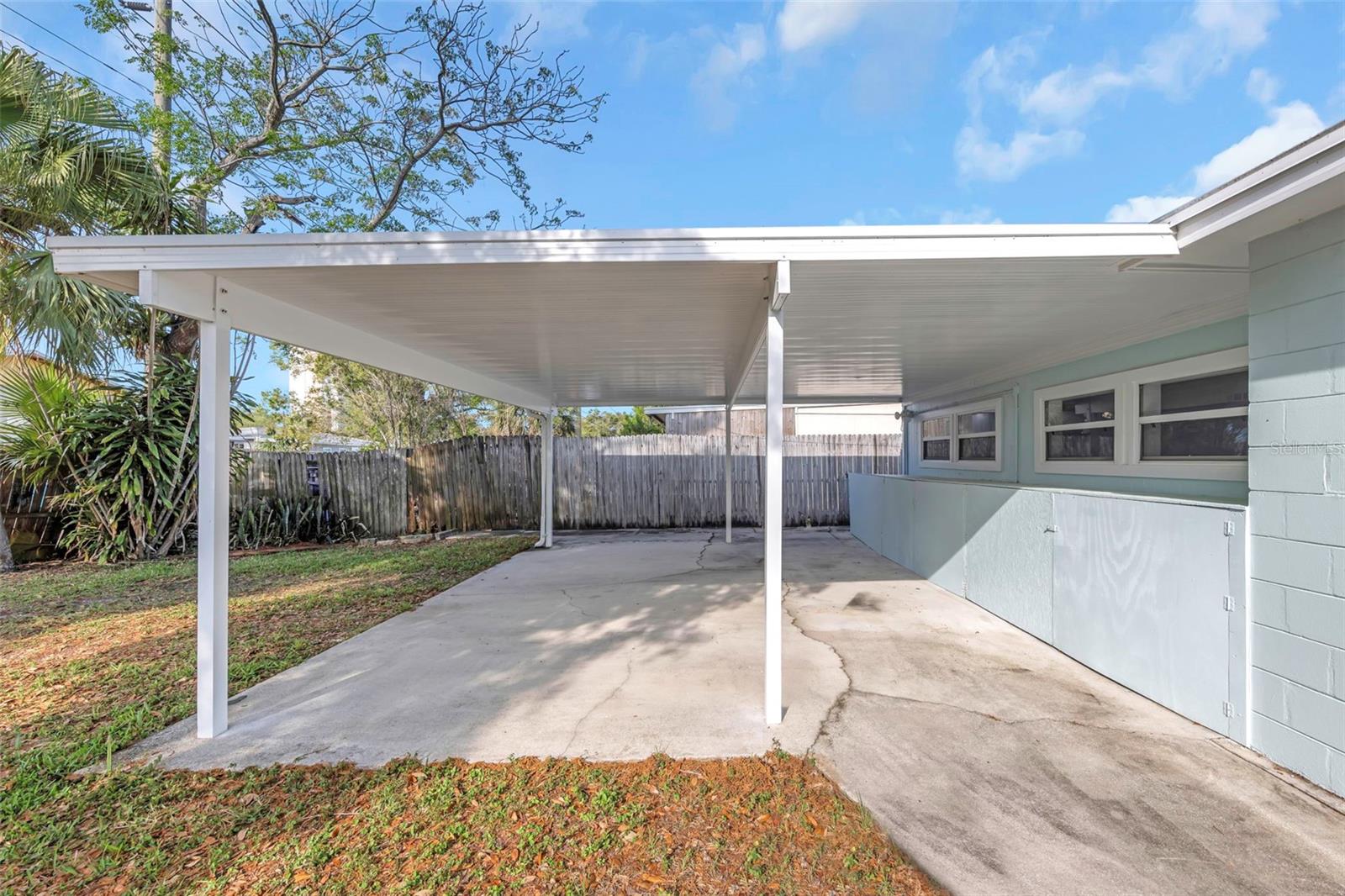 Image 37 of 43 For 360 57th Street N