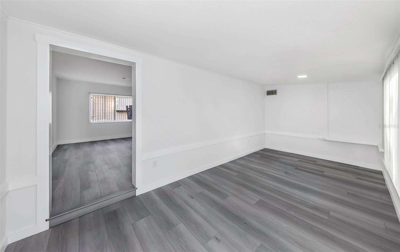 Image 7 of 43 For 360 57th Street N