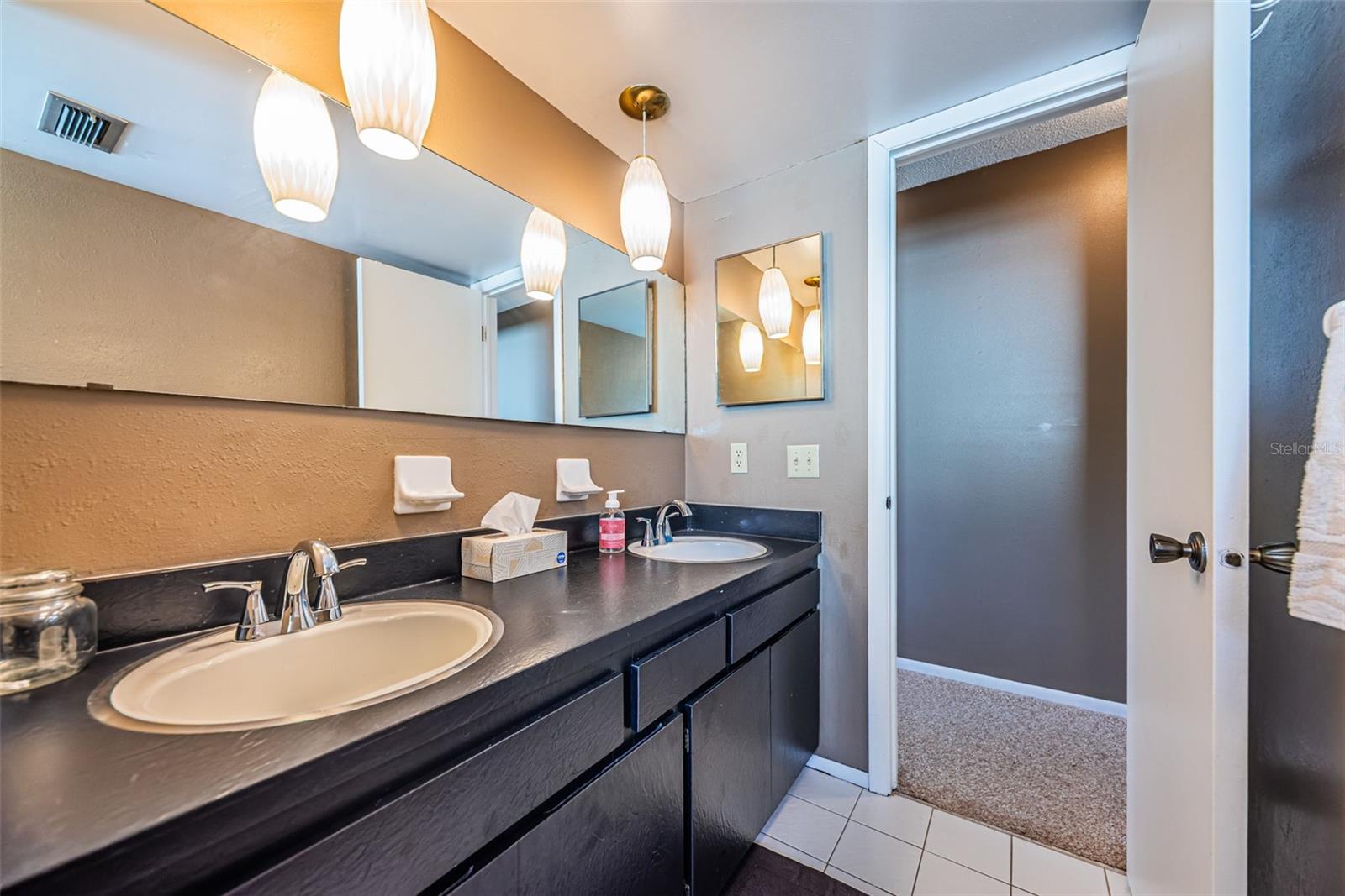 Image 21 of 30 For 4106 53rd Avenue S