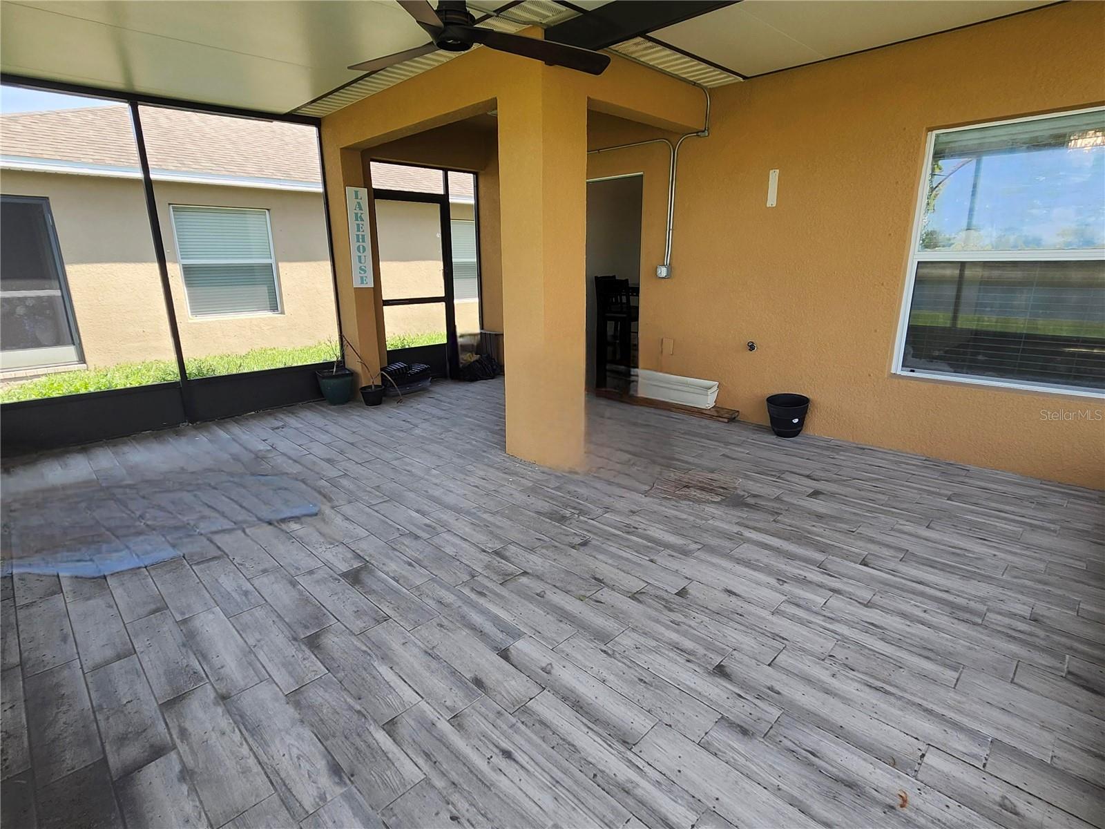 Image 16 of 31 For 949 Seminole Sky Drive