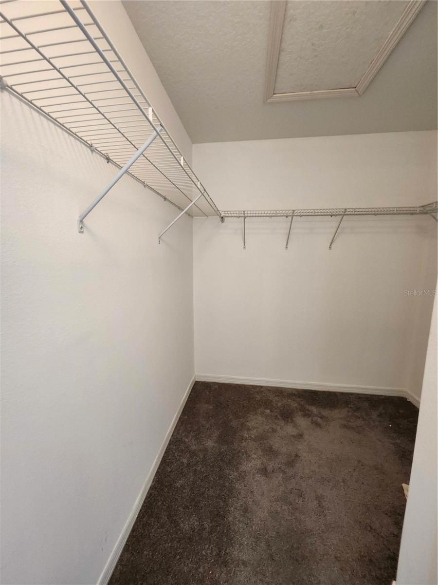 Image 21 of 31 For 949 Seminole Sky Drive