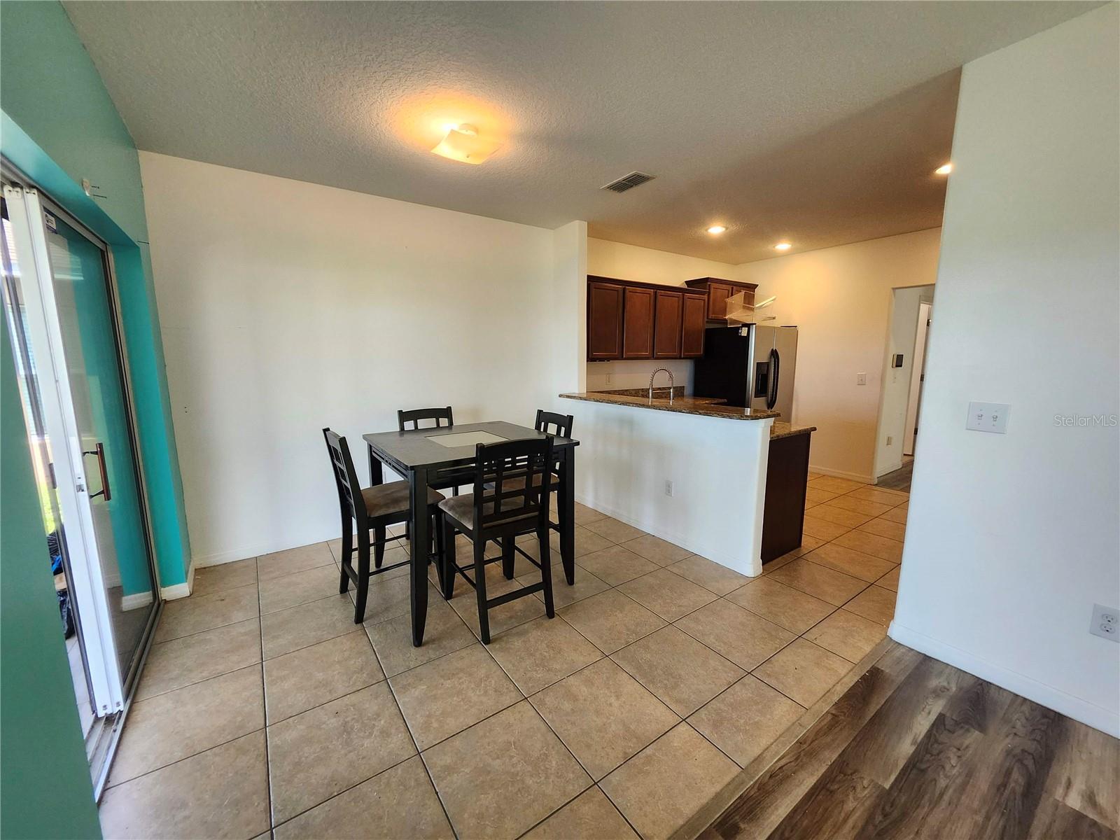 Image 9 of 31 For 949 Seminole Sky Drive