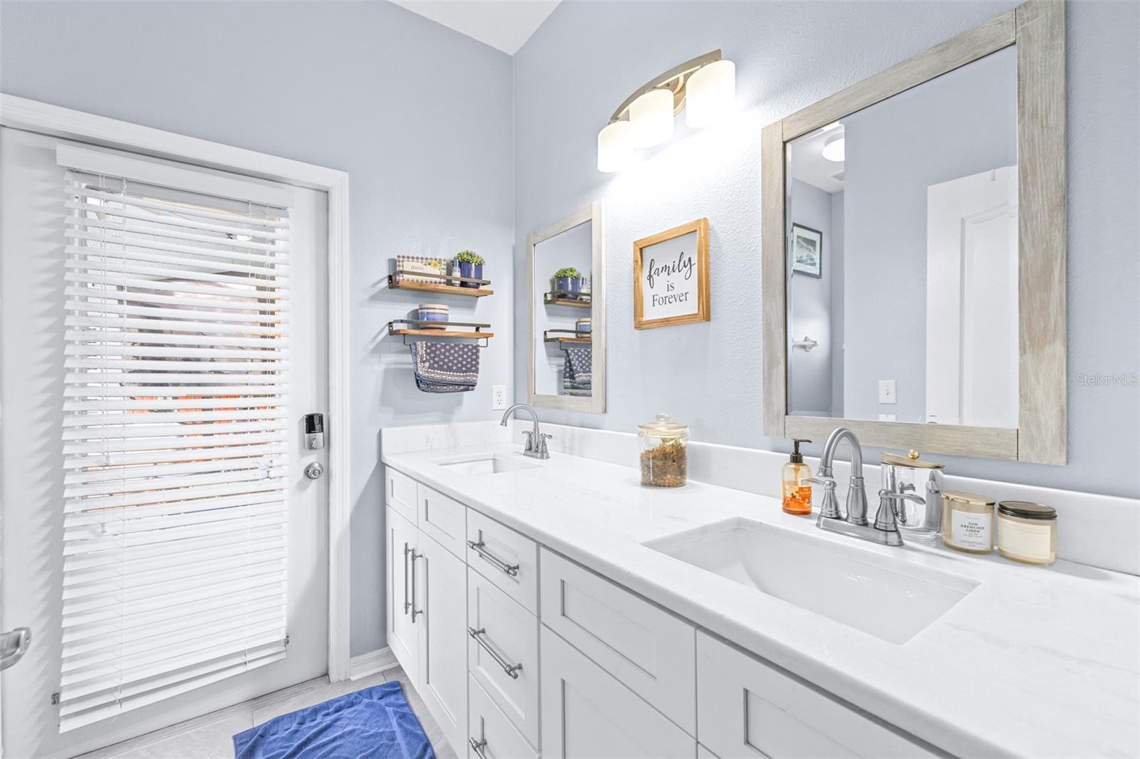 Image 31 of 70 For 16320 Bridgewalk Drive