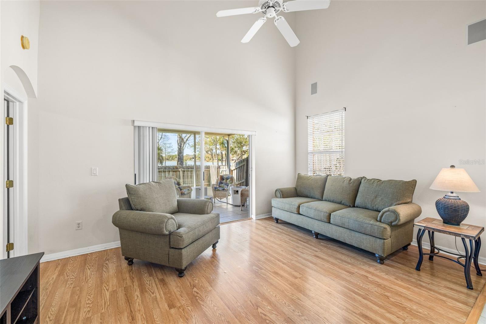 Image 15 of 36 For 11016 Blaine Top Place