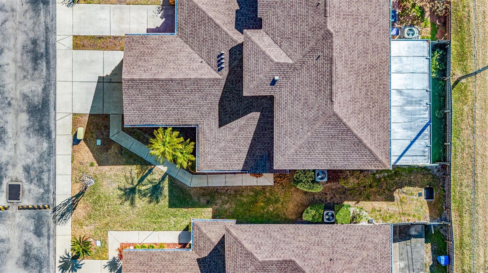 Image 34 of 36 For 11016 Blaine Top Place