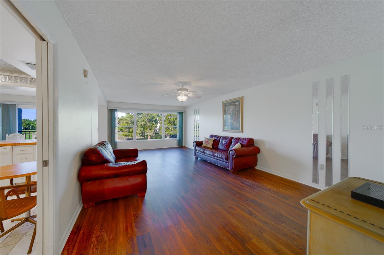 Image 10 of 47 For 225 Country Club Drive F1210