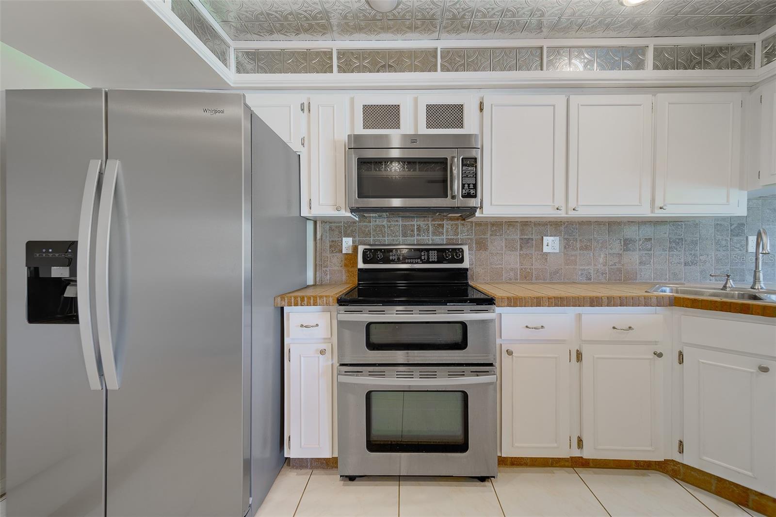 Image 13 of 47 For 225 Country Club Drive F1210