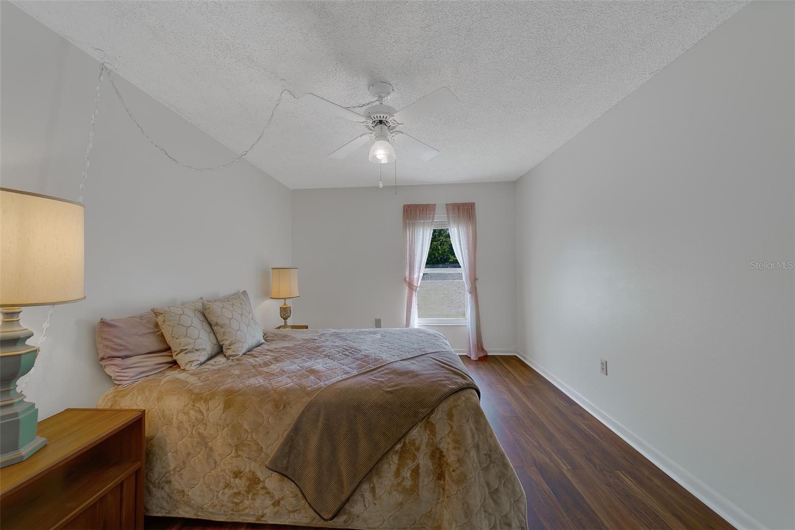 Image 28 of 47 For 225 Country Club Drive F1210