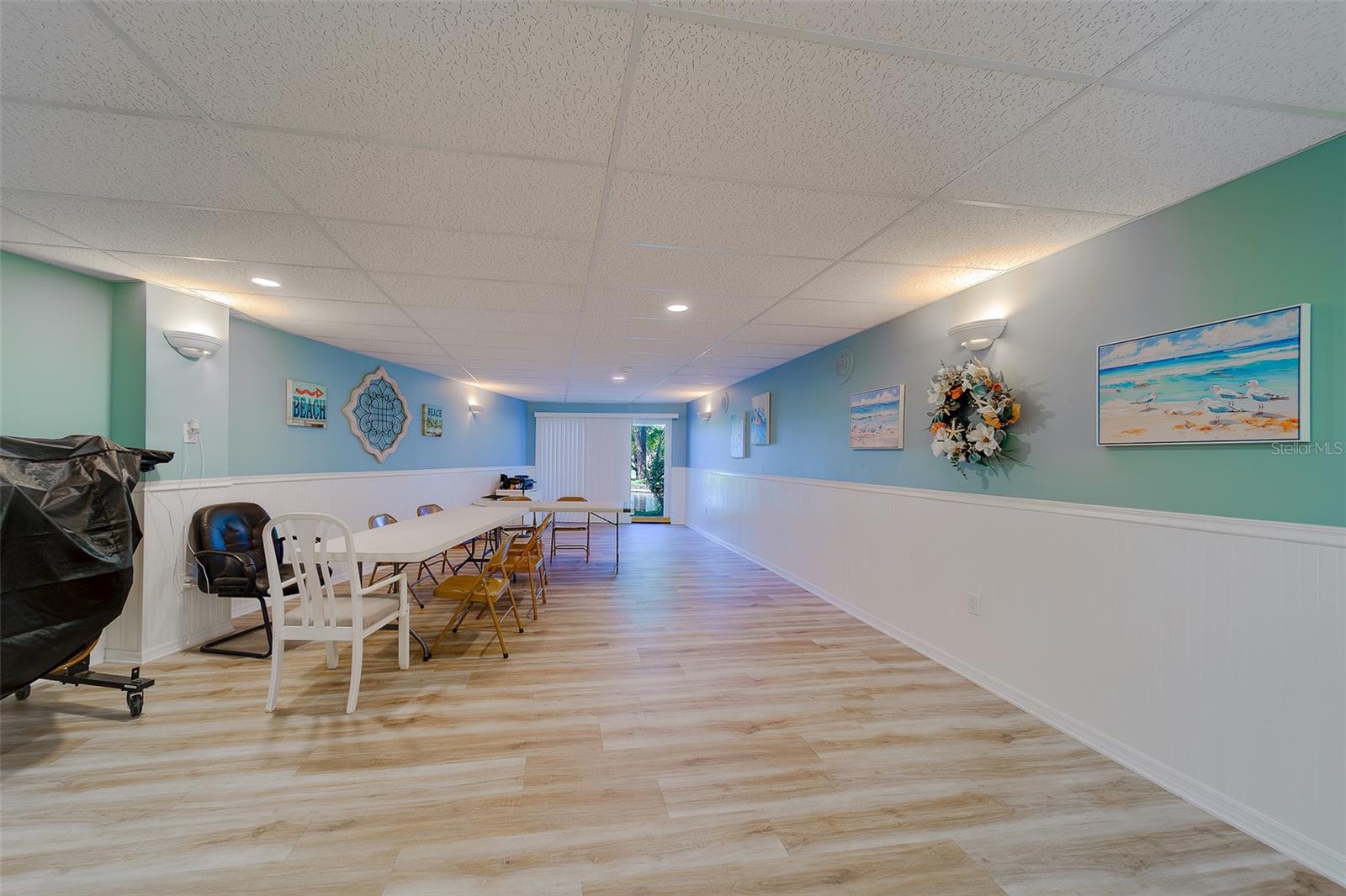 Image 39 of 47 For 225 Country Club Drive F1210