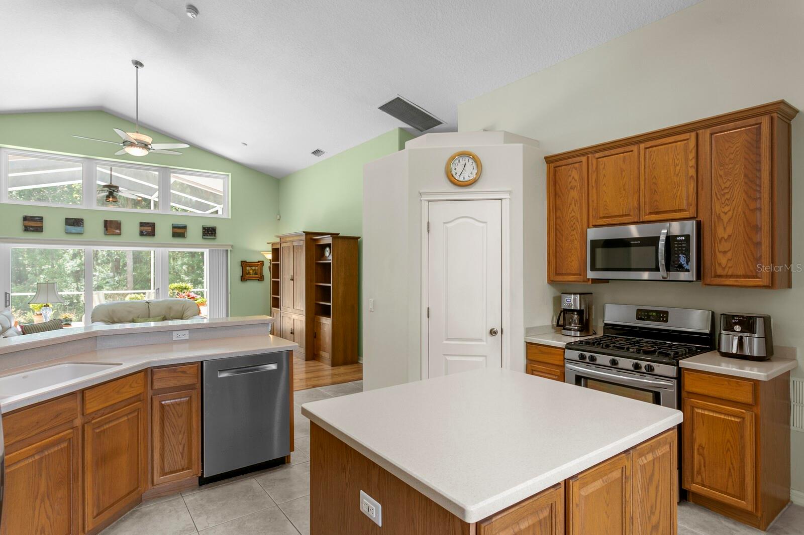 Image 19 of 67 For 8263 Swann Hollow Drive