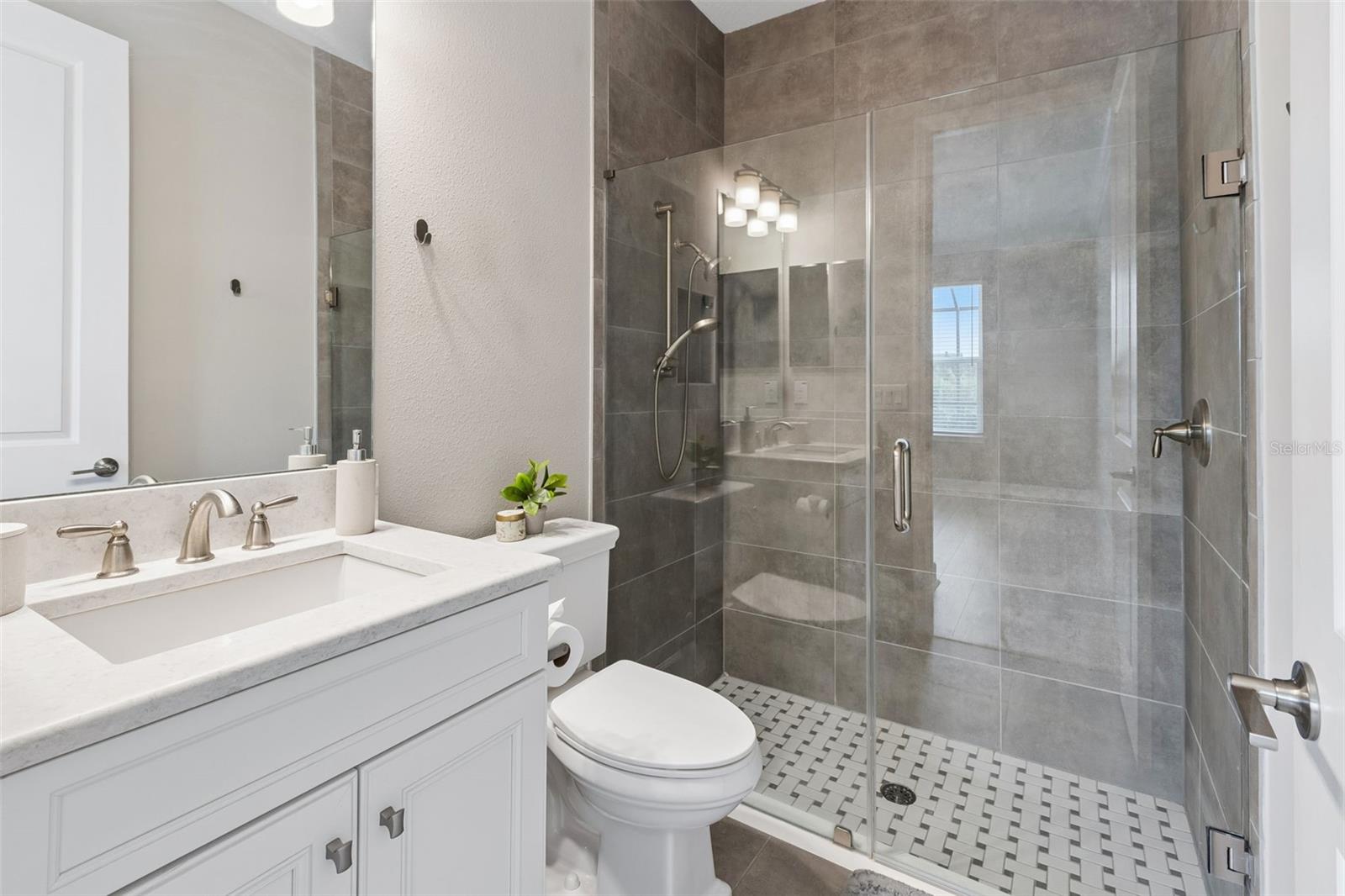 Image 36 of 76 For 2354 High Tides Way